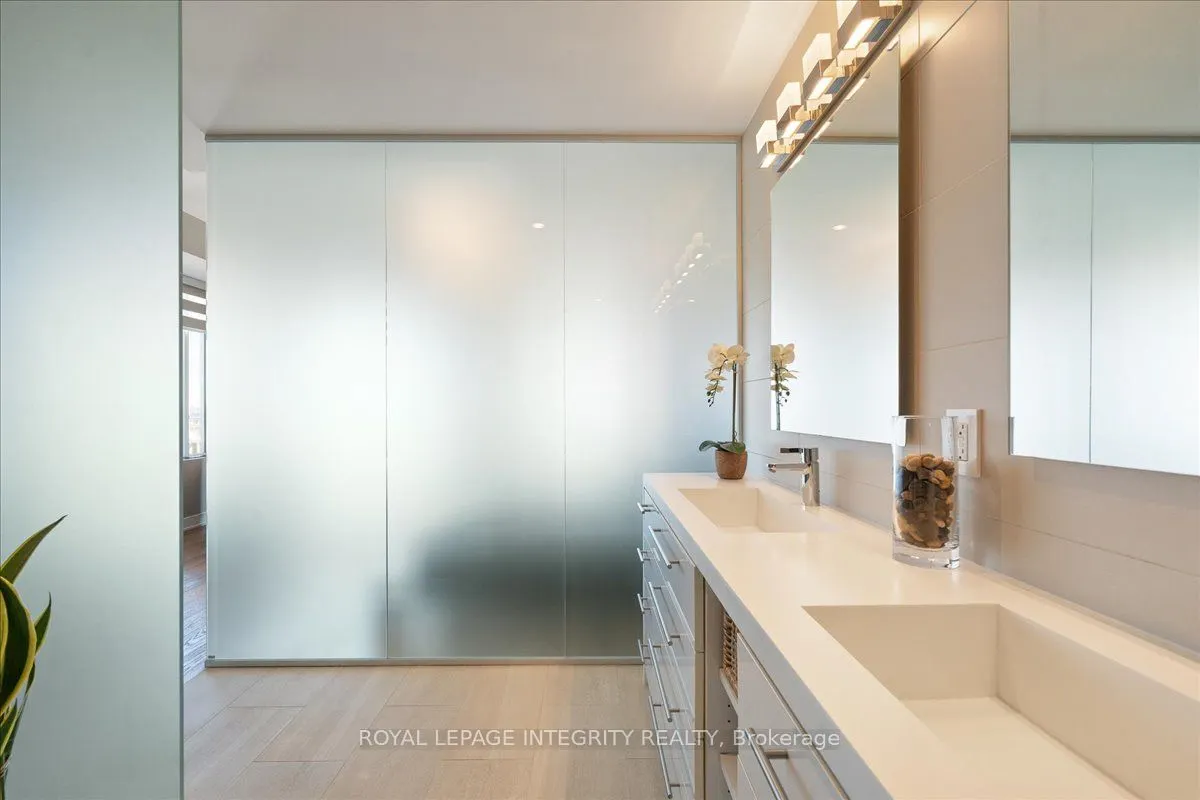 428 Sparks Street, #1006