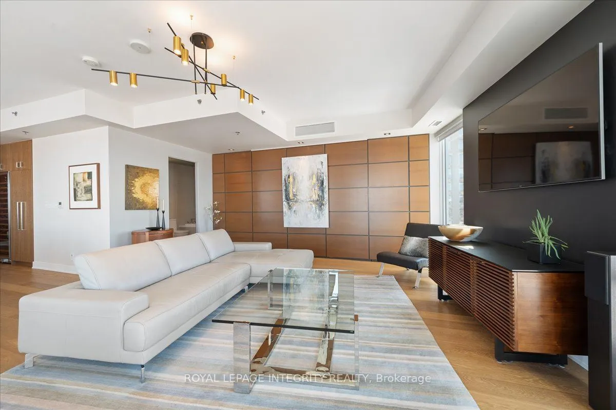 428 Sparks Street, #1006
