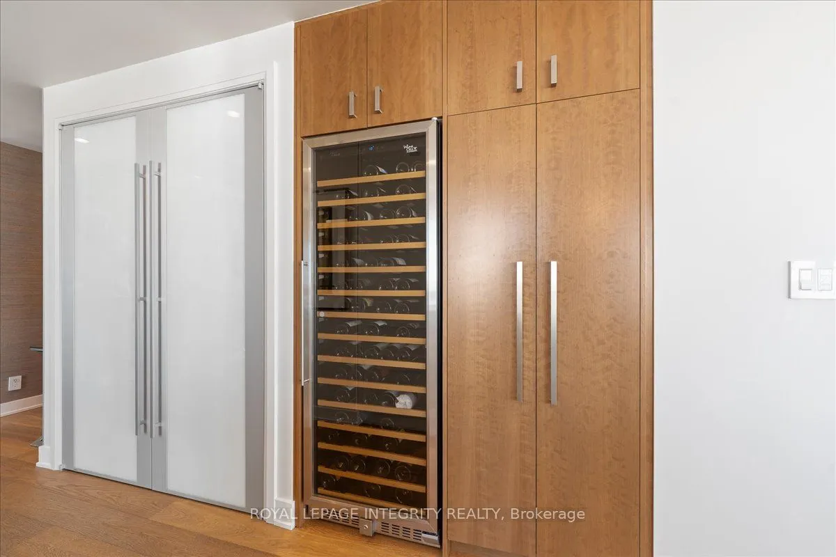 428 Sparks Street, #1006