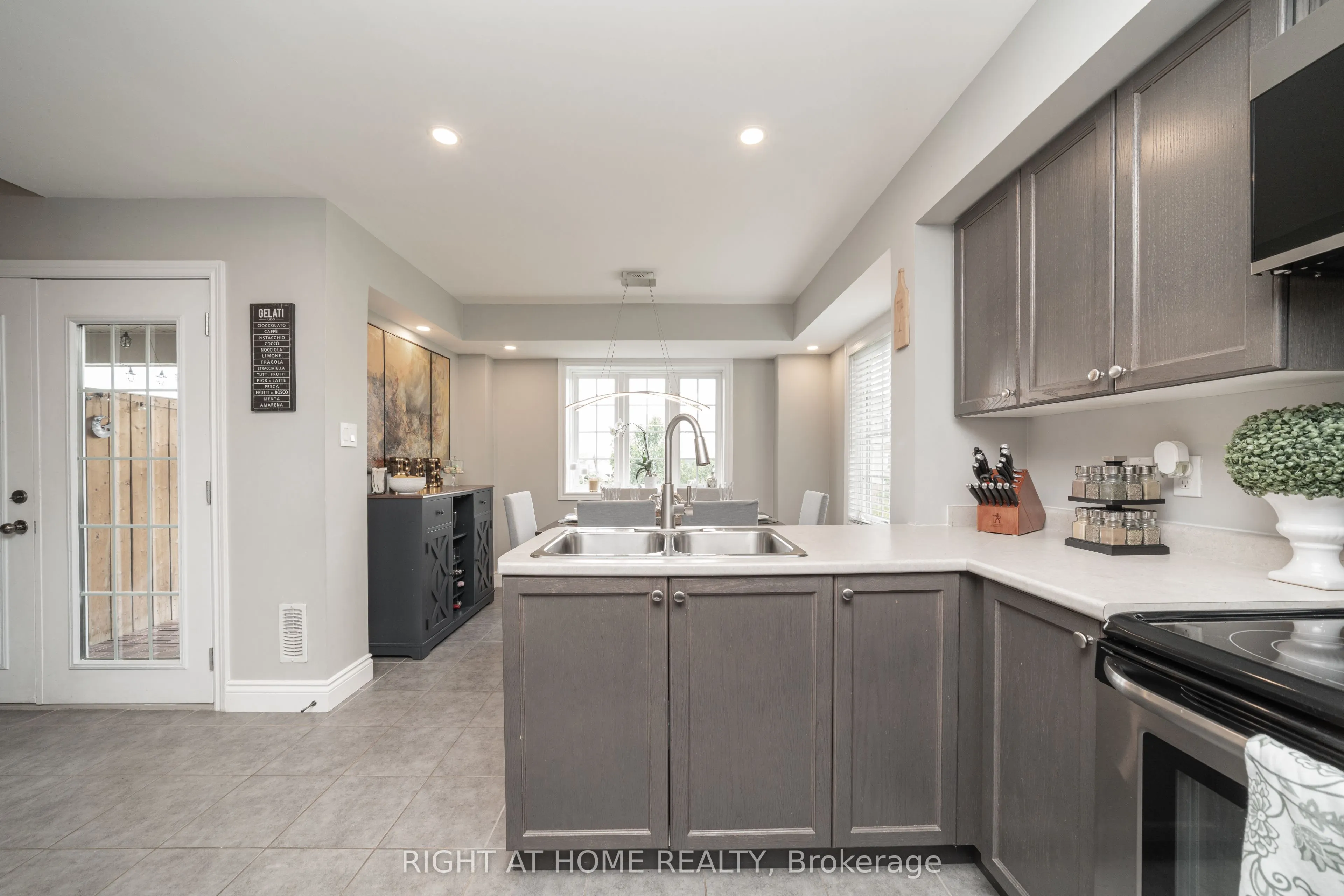 15 Carere Crescent, #23B
