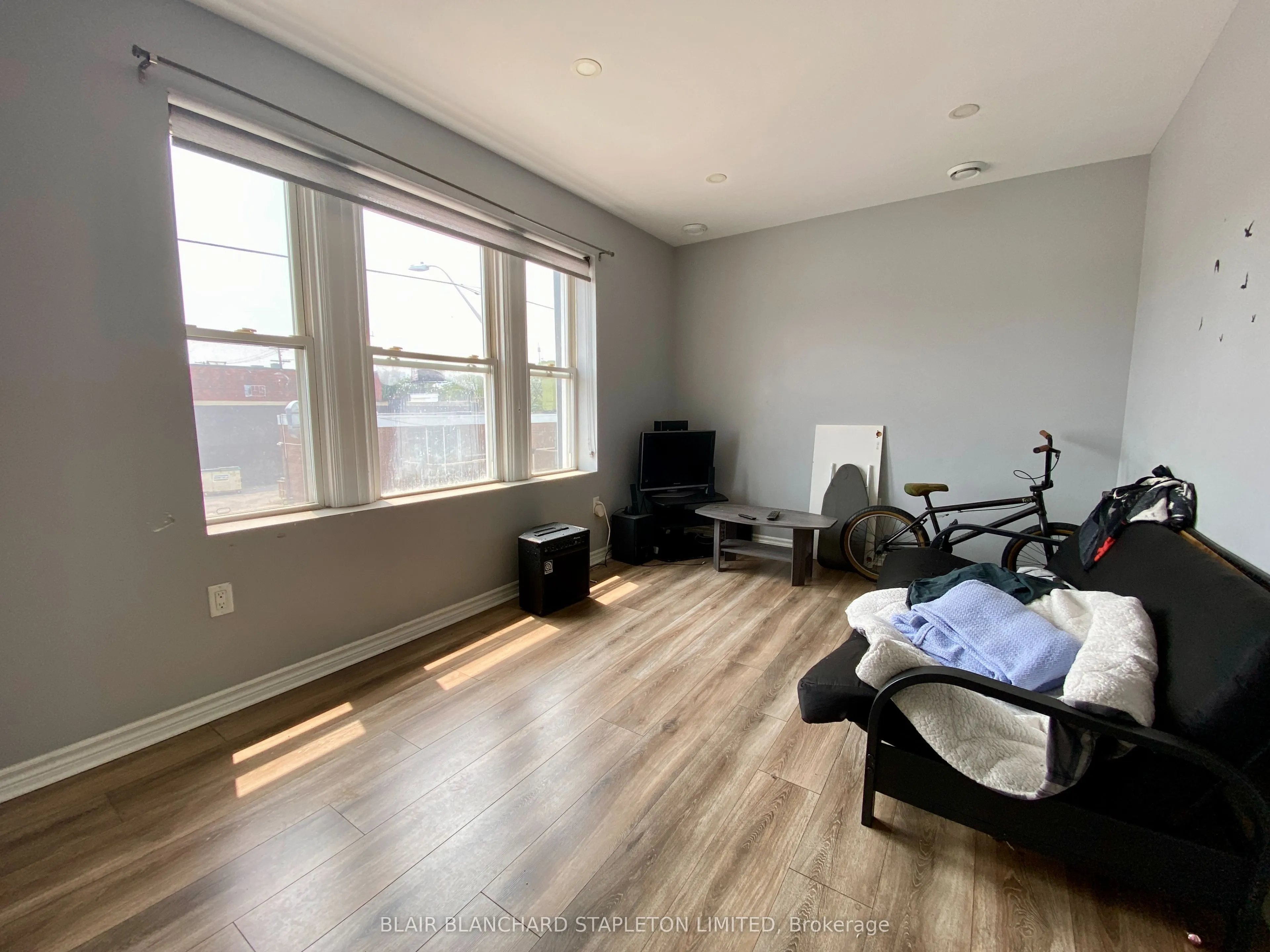 3 Britannia Avenue N