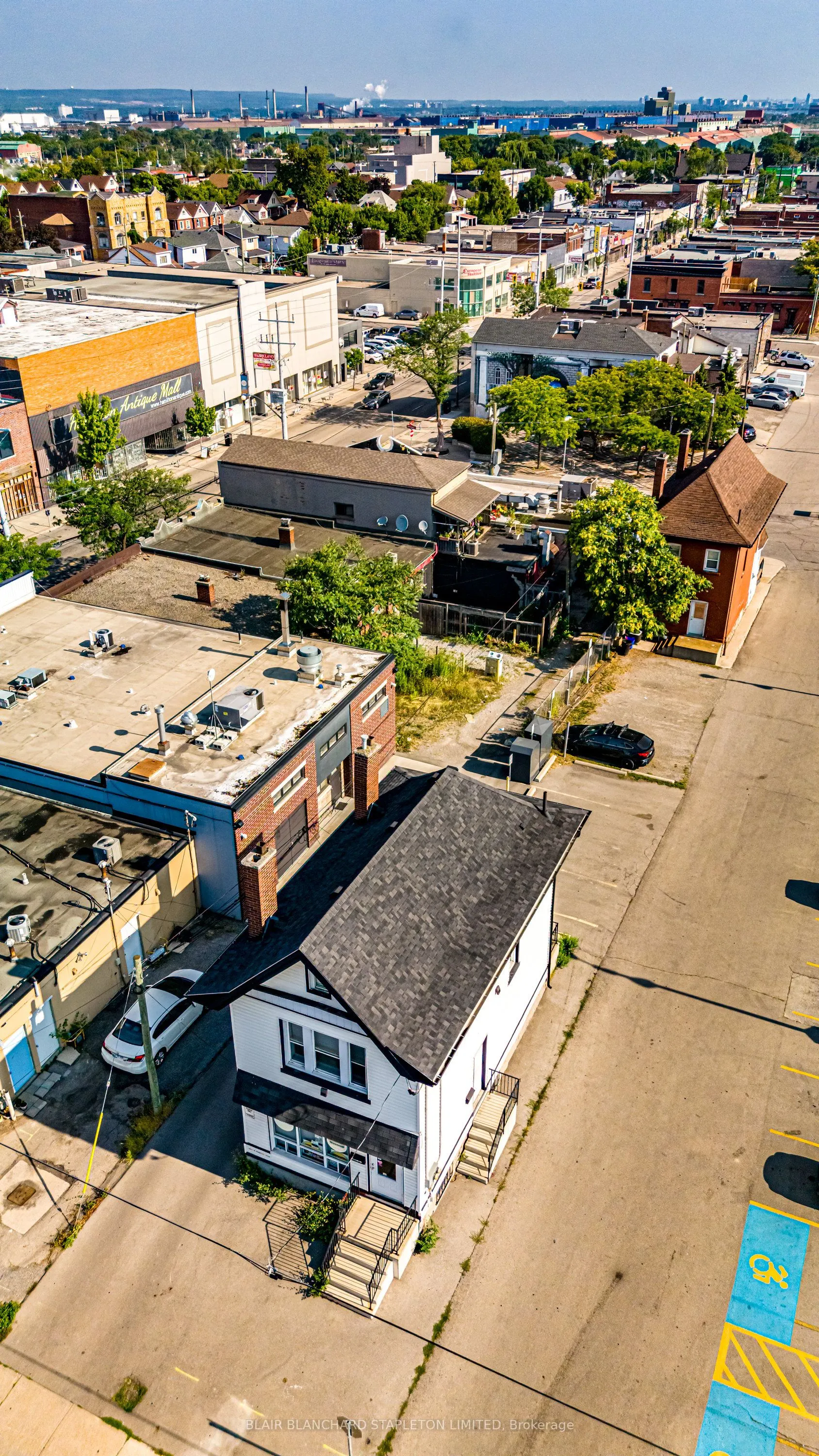 3 Britannia Avenue N