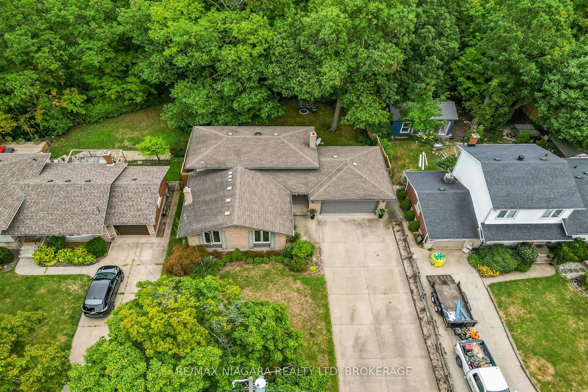 77 Alexandra Boulevard W