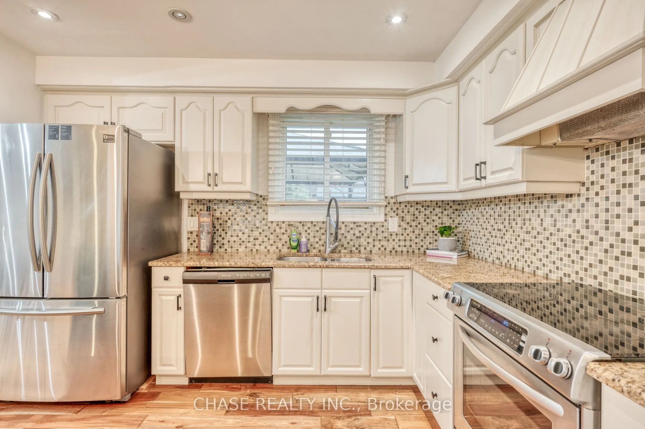 25 Glenvale Drive