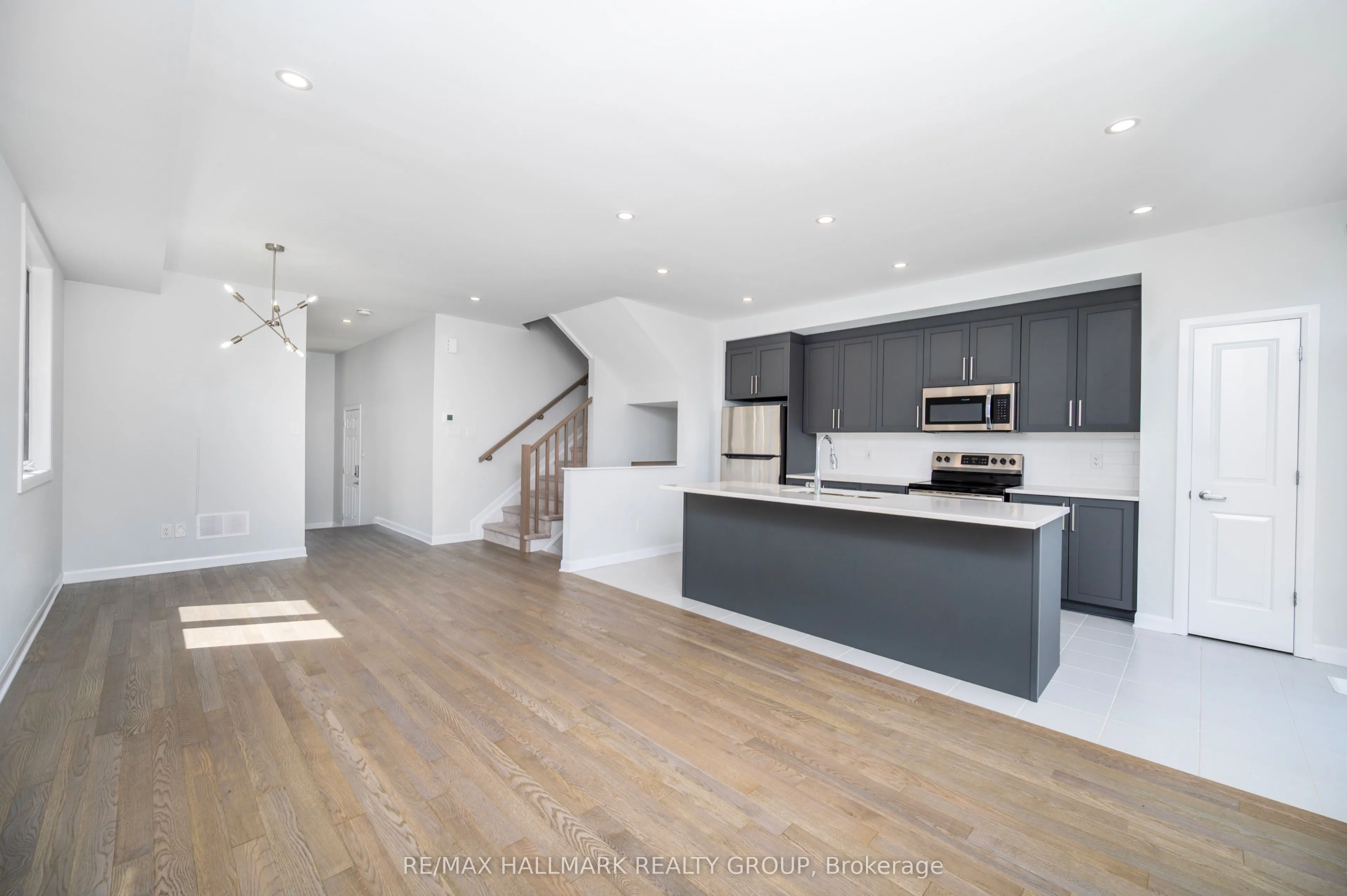 315 Blossom Pass Terrace