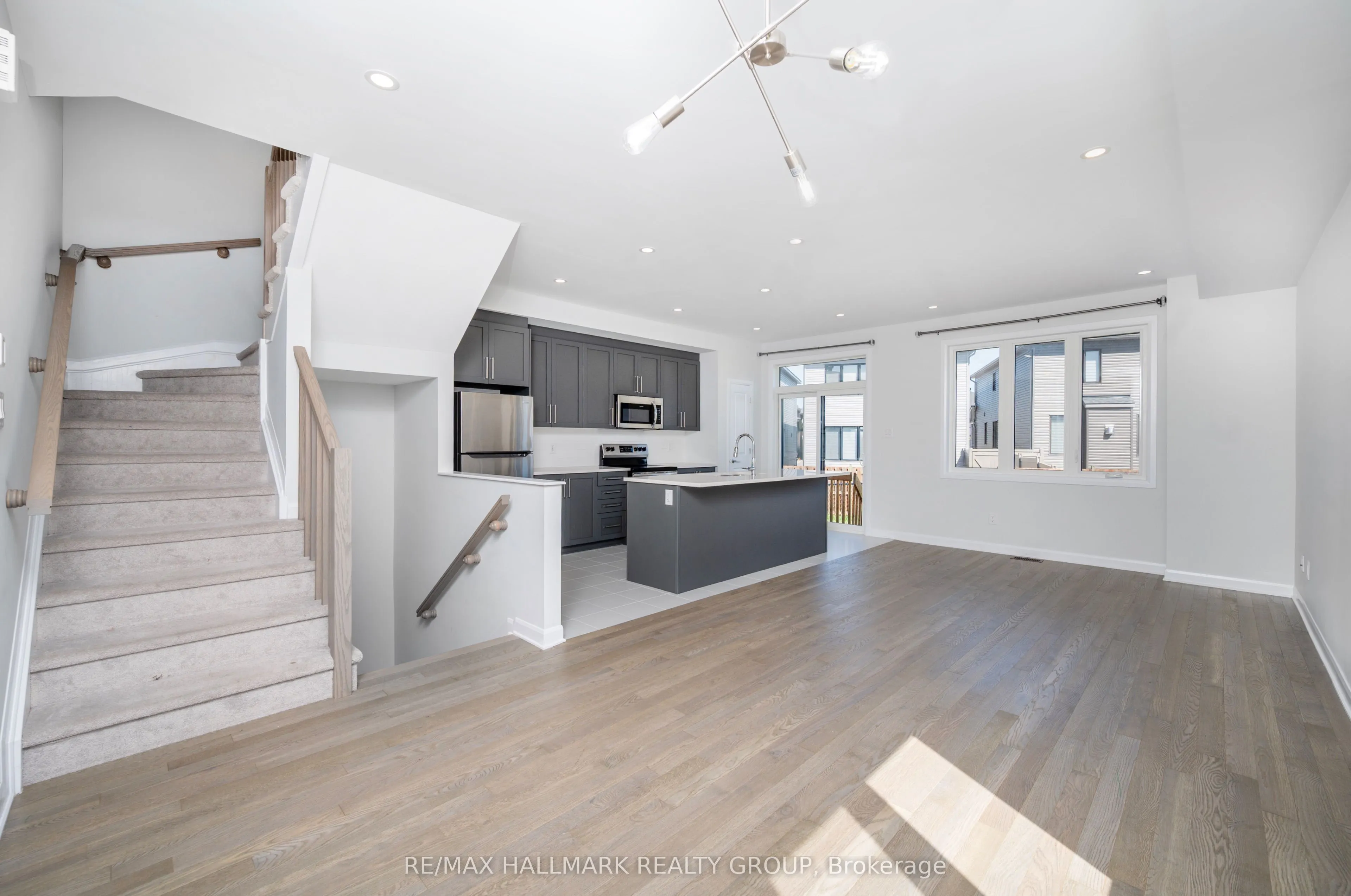 315 Blossom Pass Terrace
