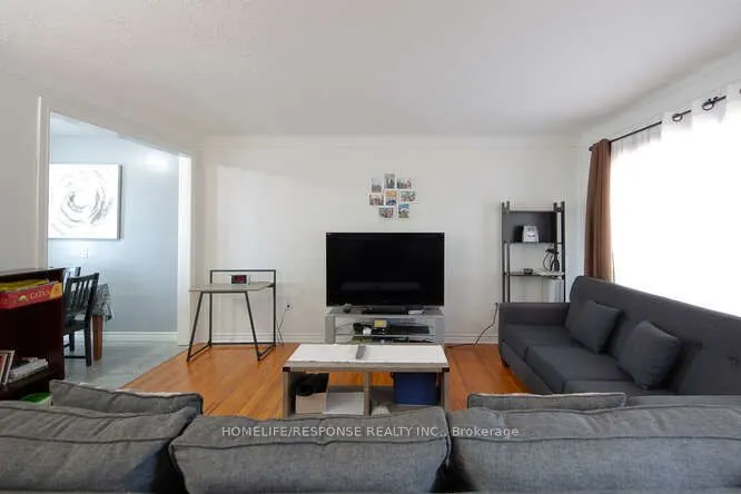 35 PARKDALE Drive