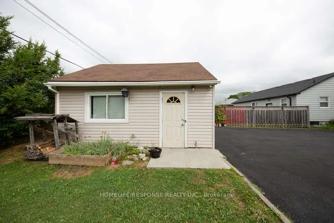 35 PARKDALE Drive