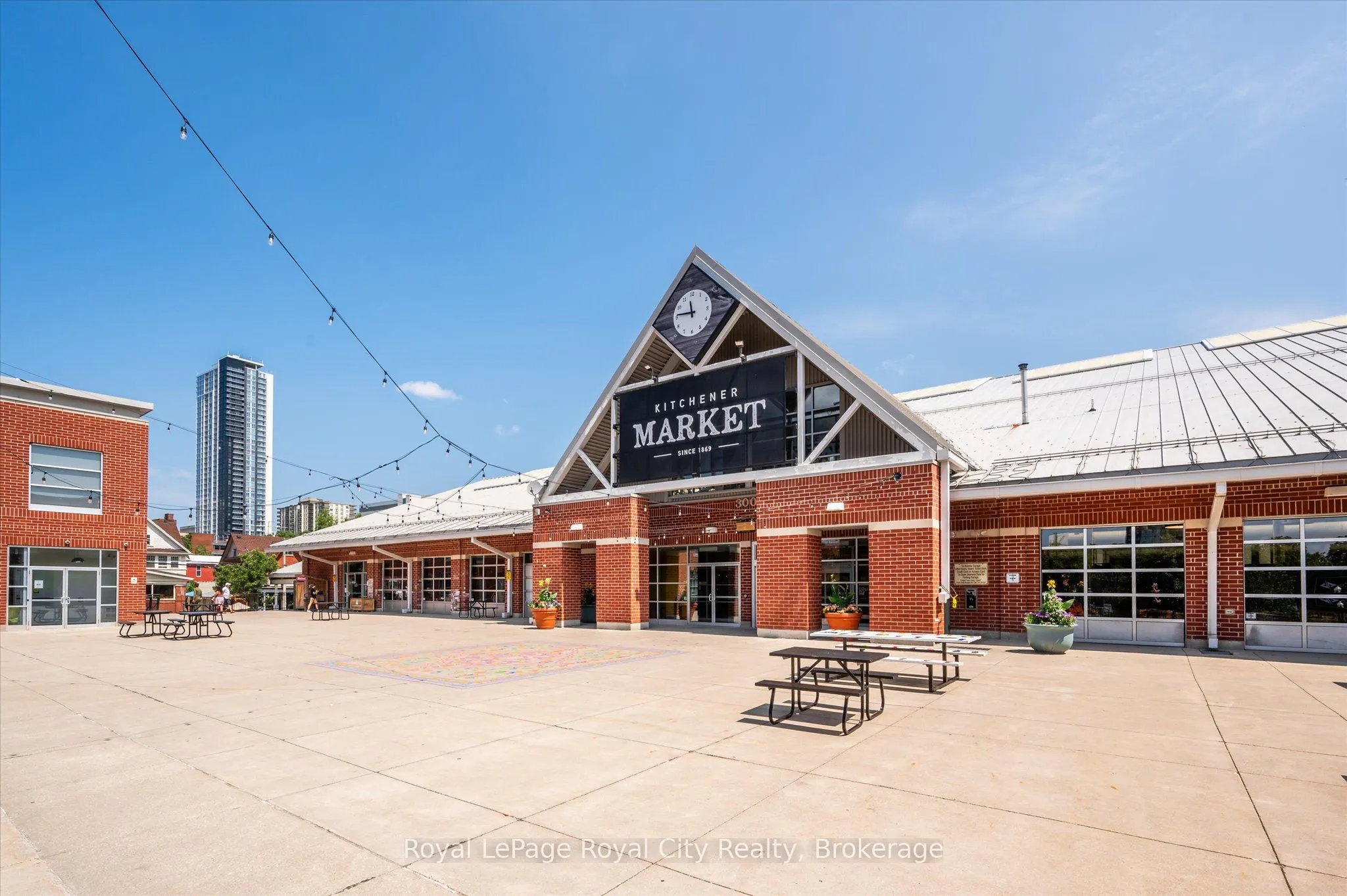 165 Duke Street E, #118