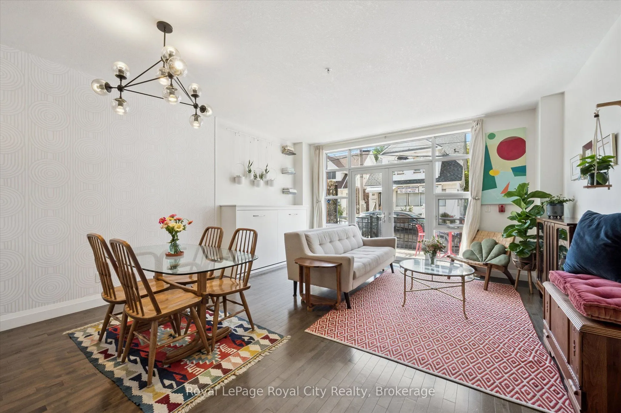 165 Duke Street E, #118
