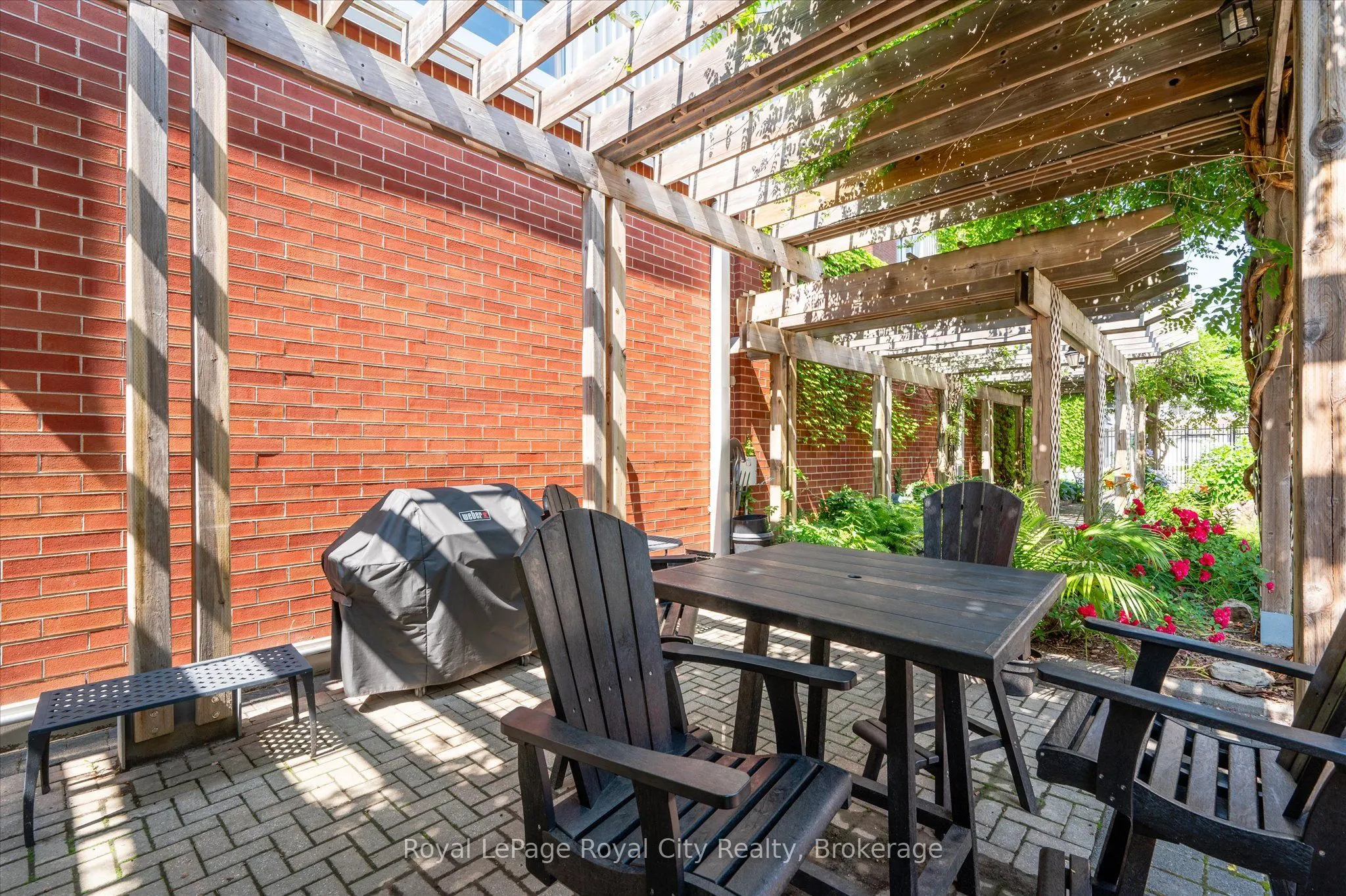 165 Duke Street E, #118