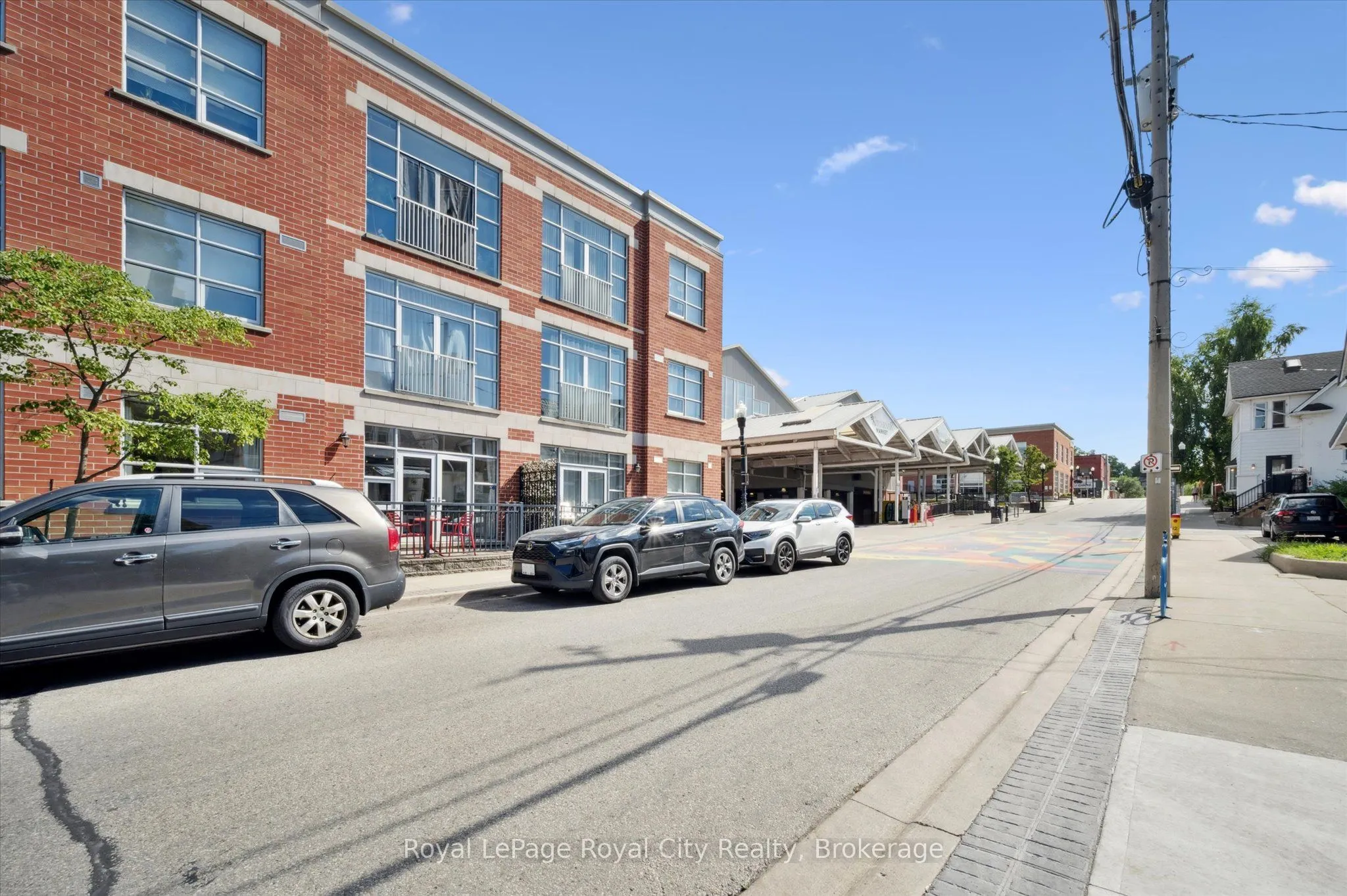 165 Duke Street E, #118