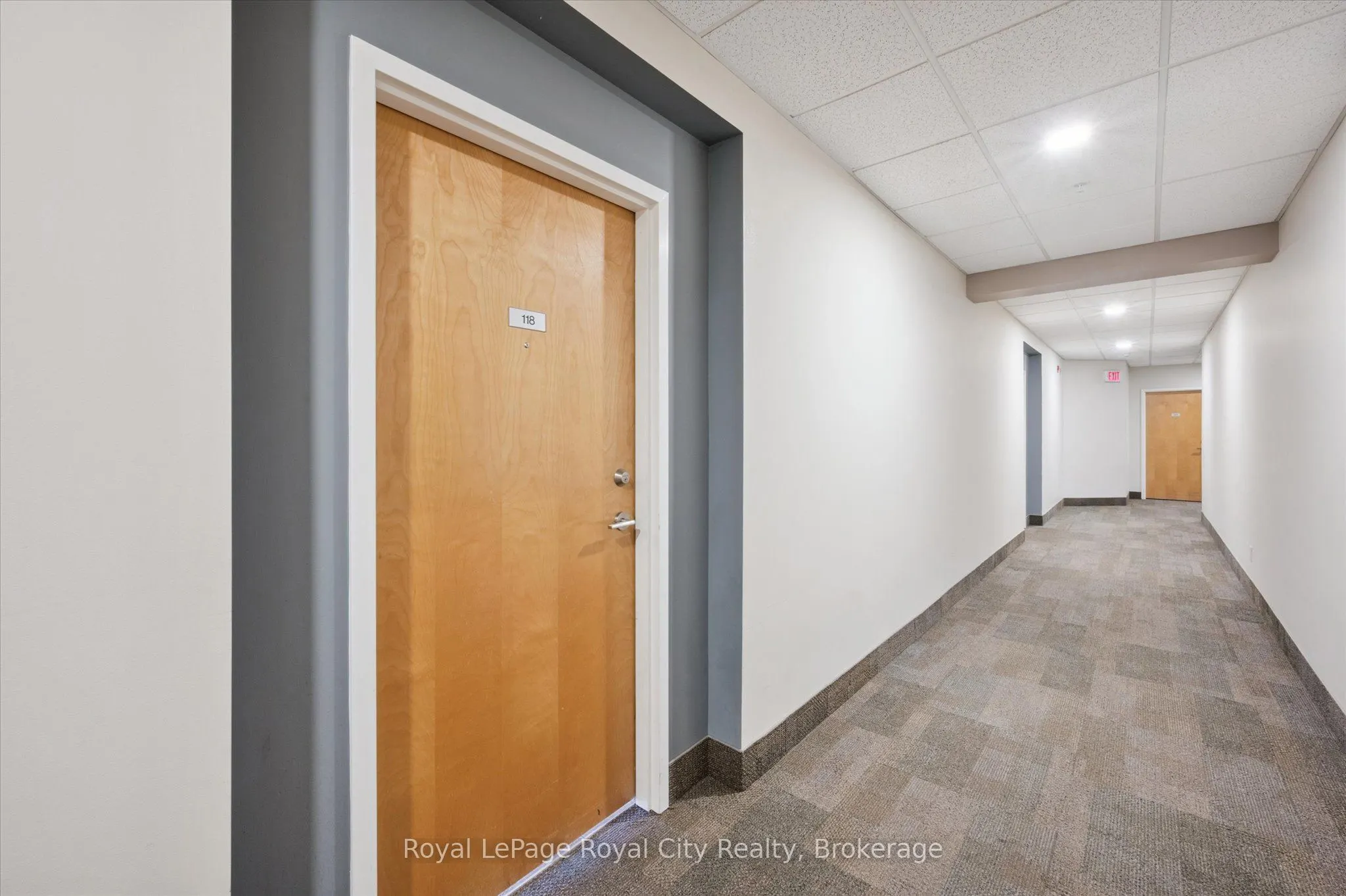 165 Duke Street E, #118