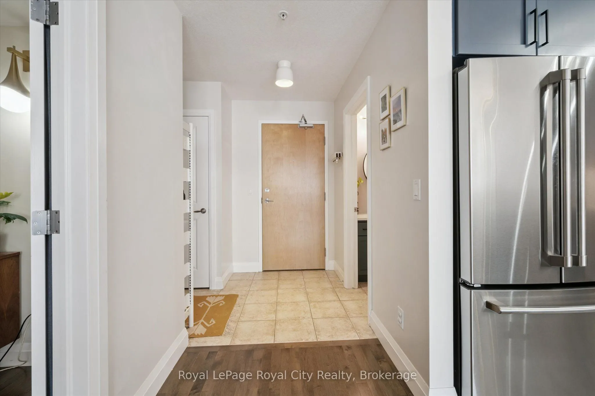 165 Duke Street E, #118