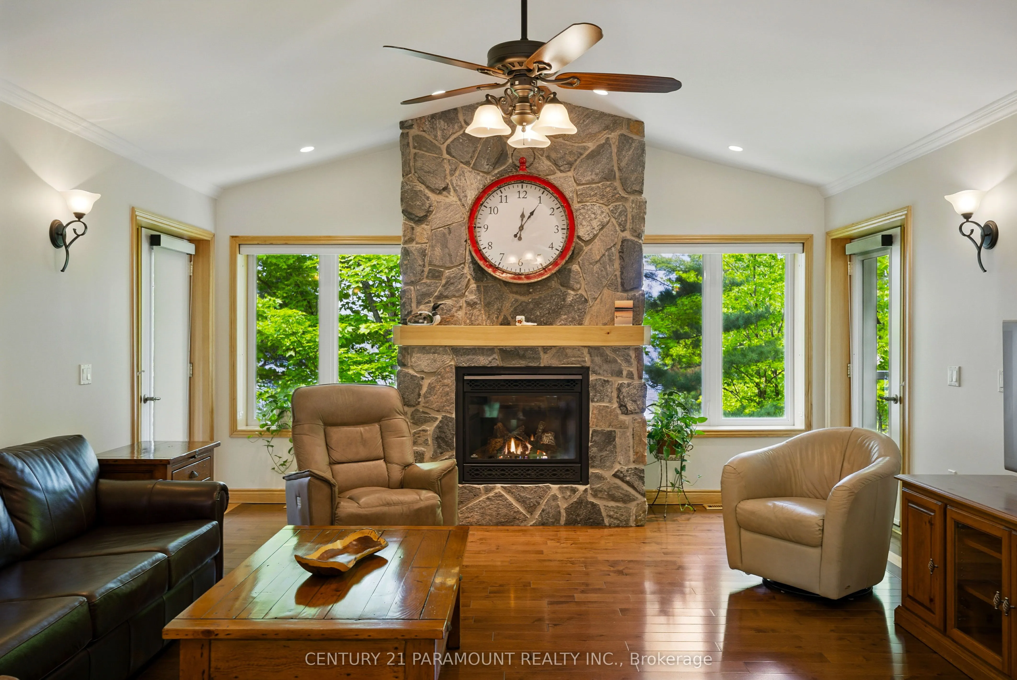 276 Jeffrey Road N
