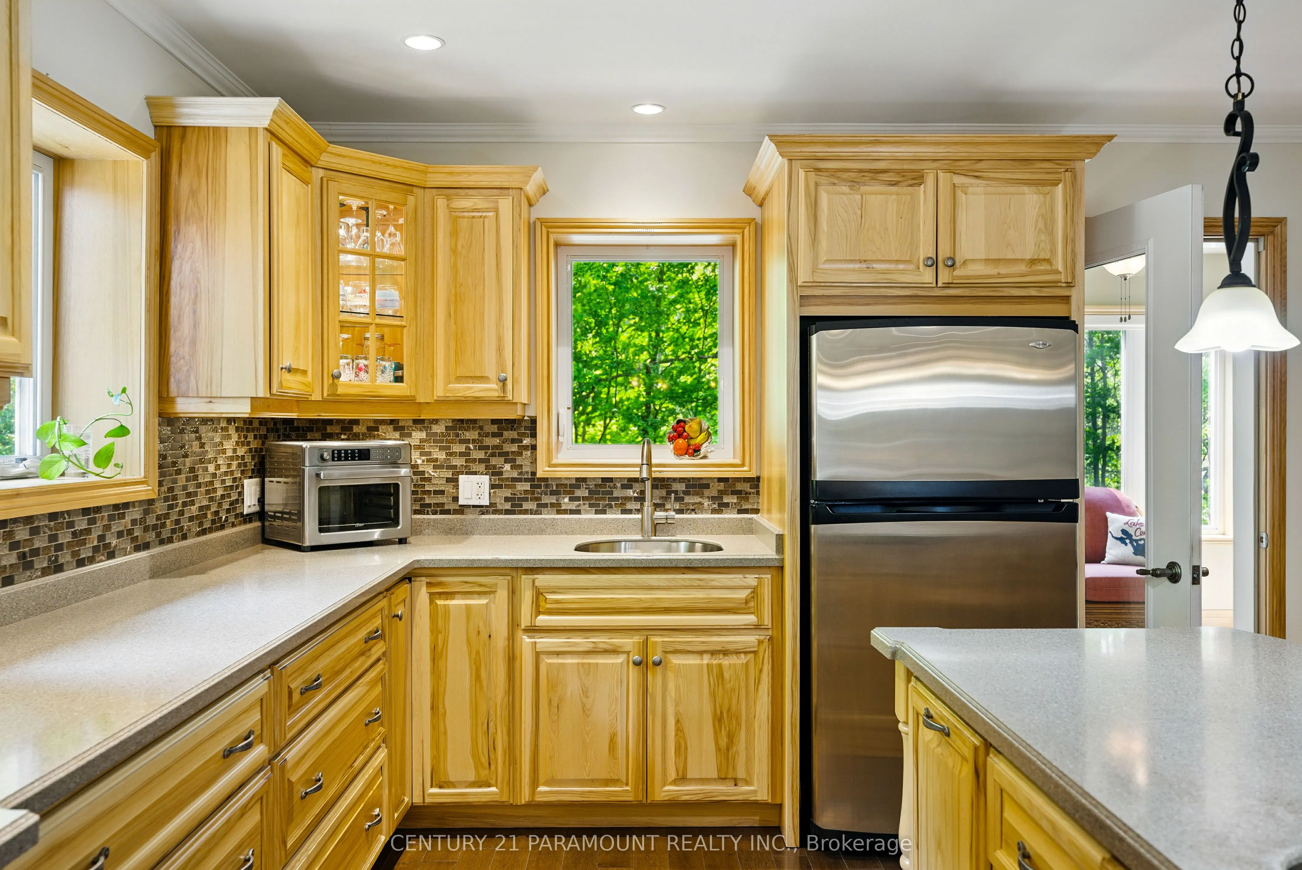 276 Jeffrey Road N