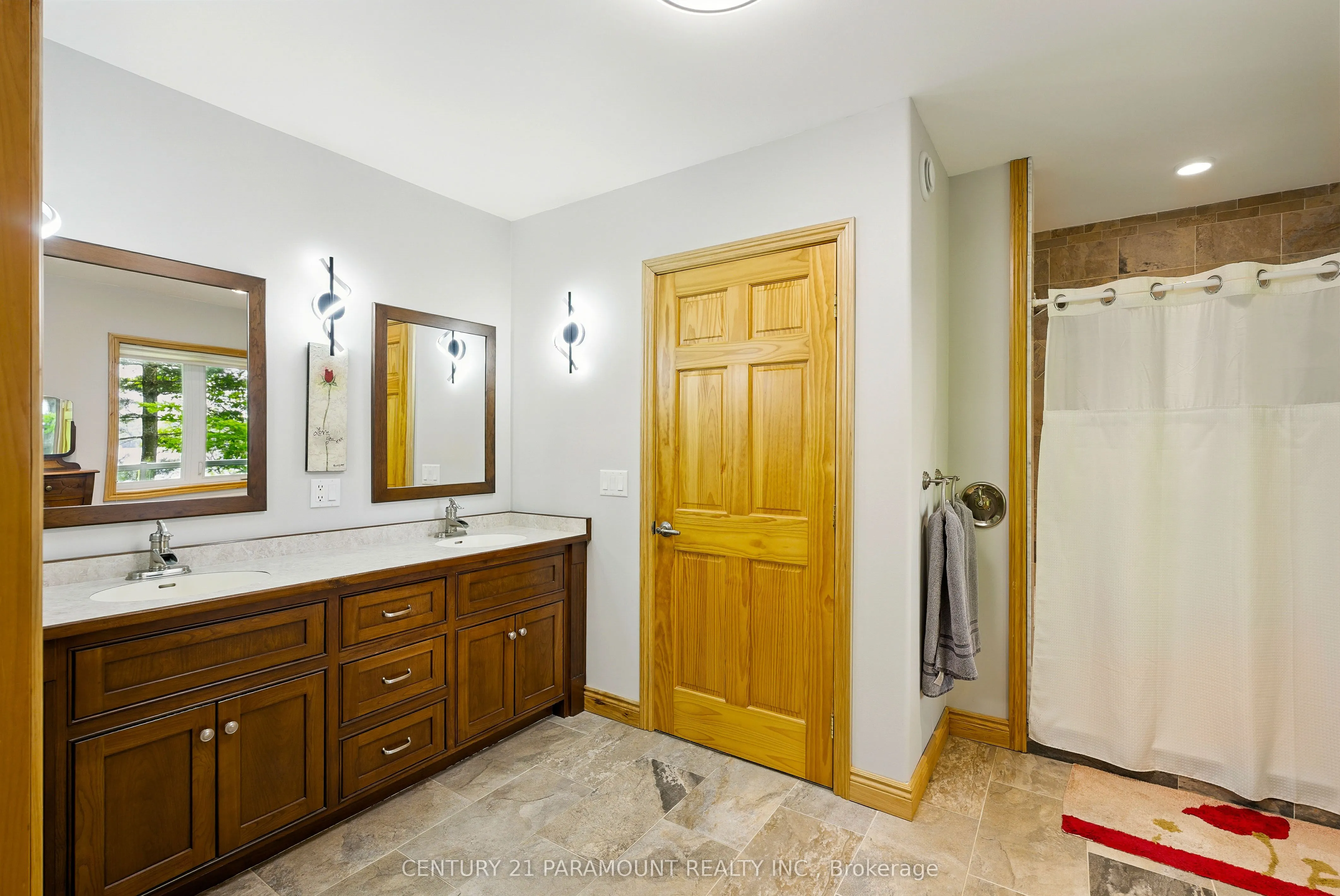 276 Jeffrey Road N