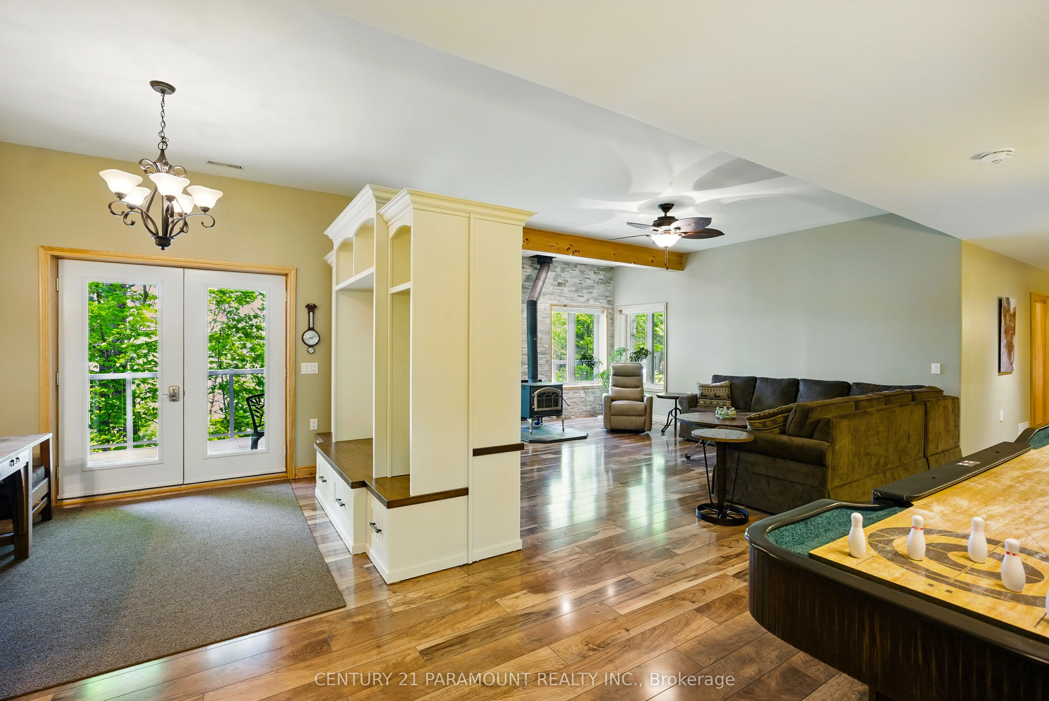 276 Jeffrey Road N