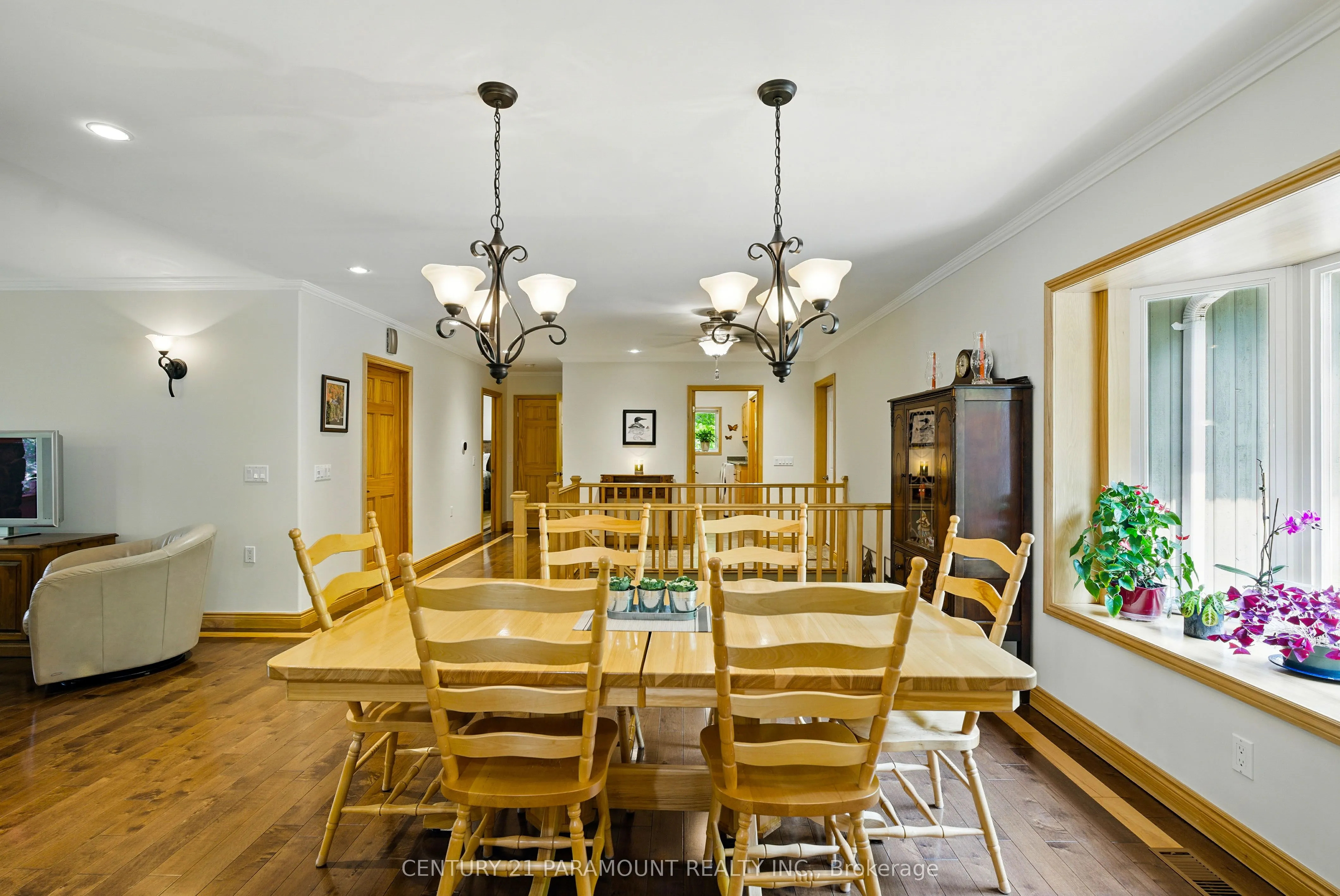 276 Jeffrey Road N