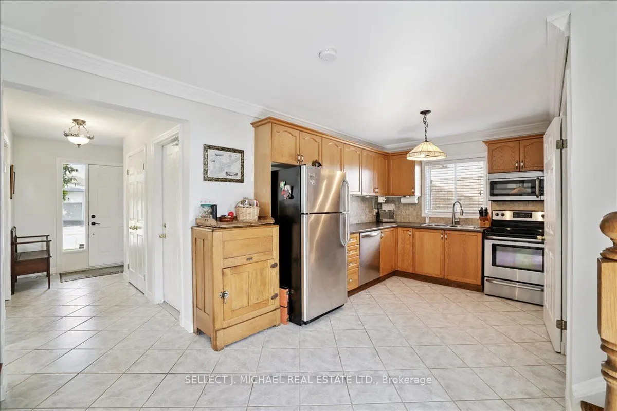 540 Rexford Drive