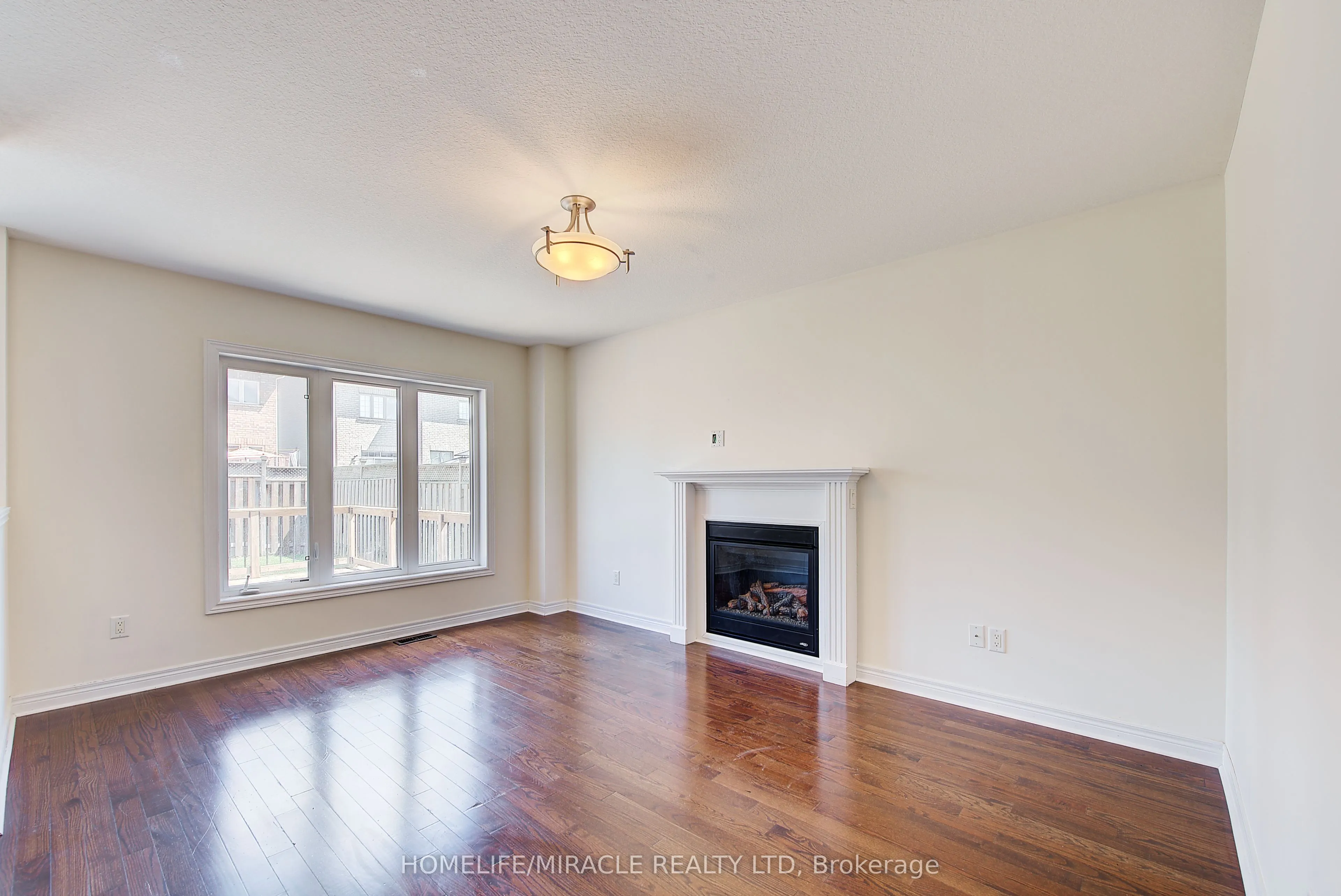 679 Baldwin Crescent