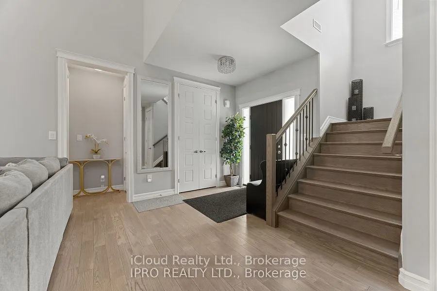 139 Blue Jay Crescent