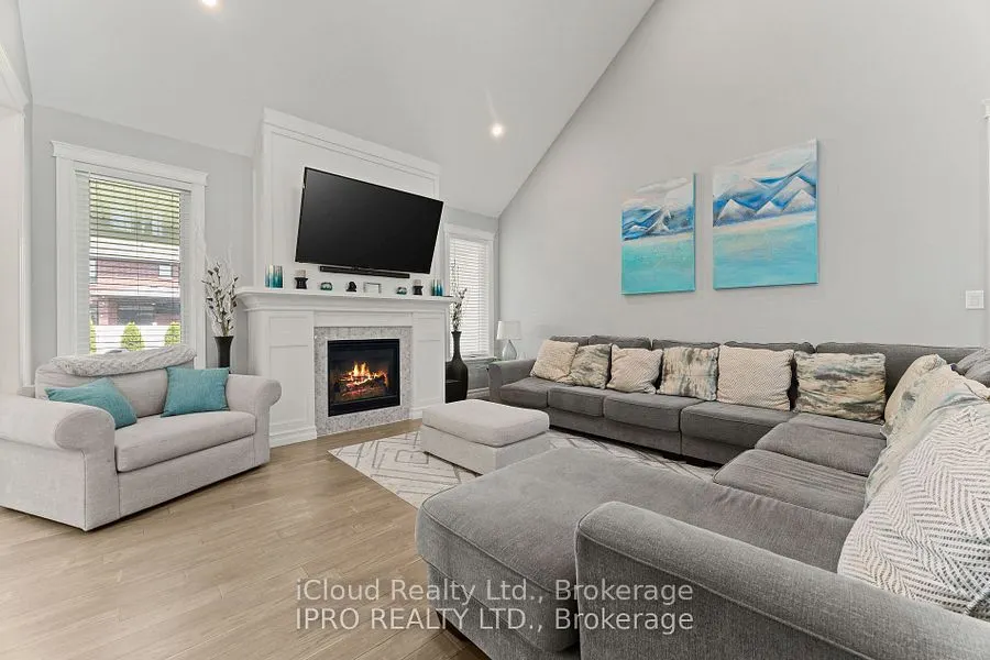 139 Blue Jay Crescent