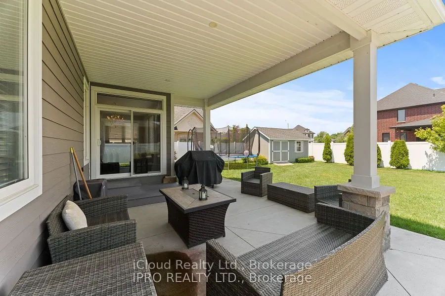 139 Blue Jay Crescent