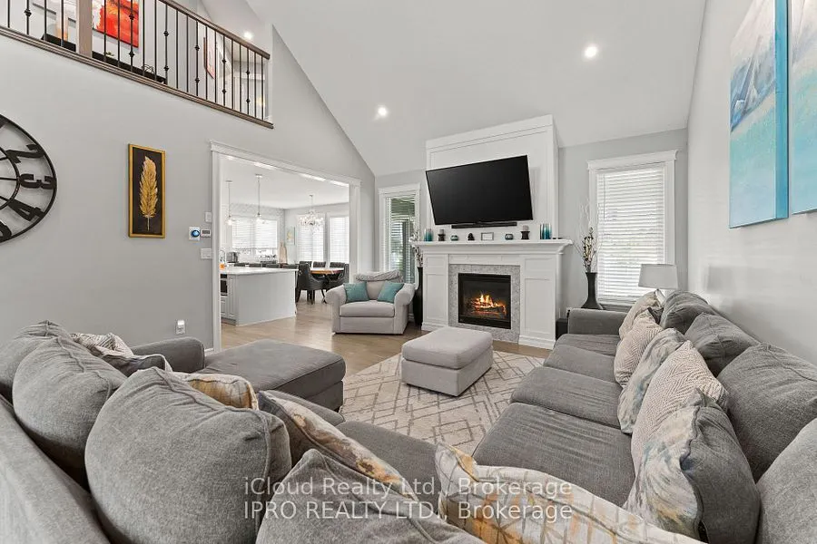 139 Blue Jay Crescent