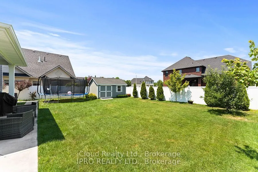 139 Blue Jay Crescent