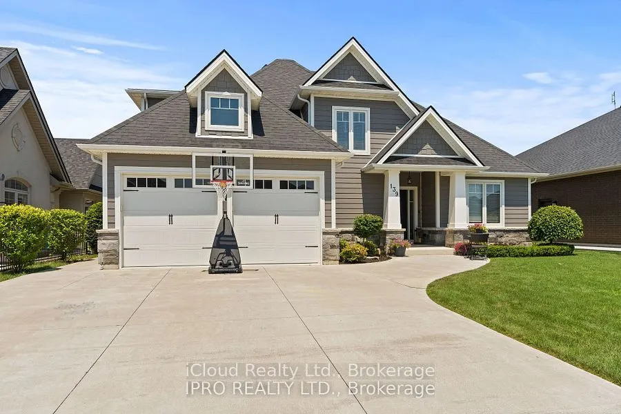 139 Blue Jay Crescent