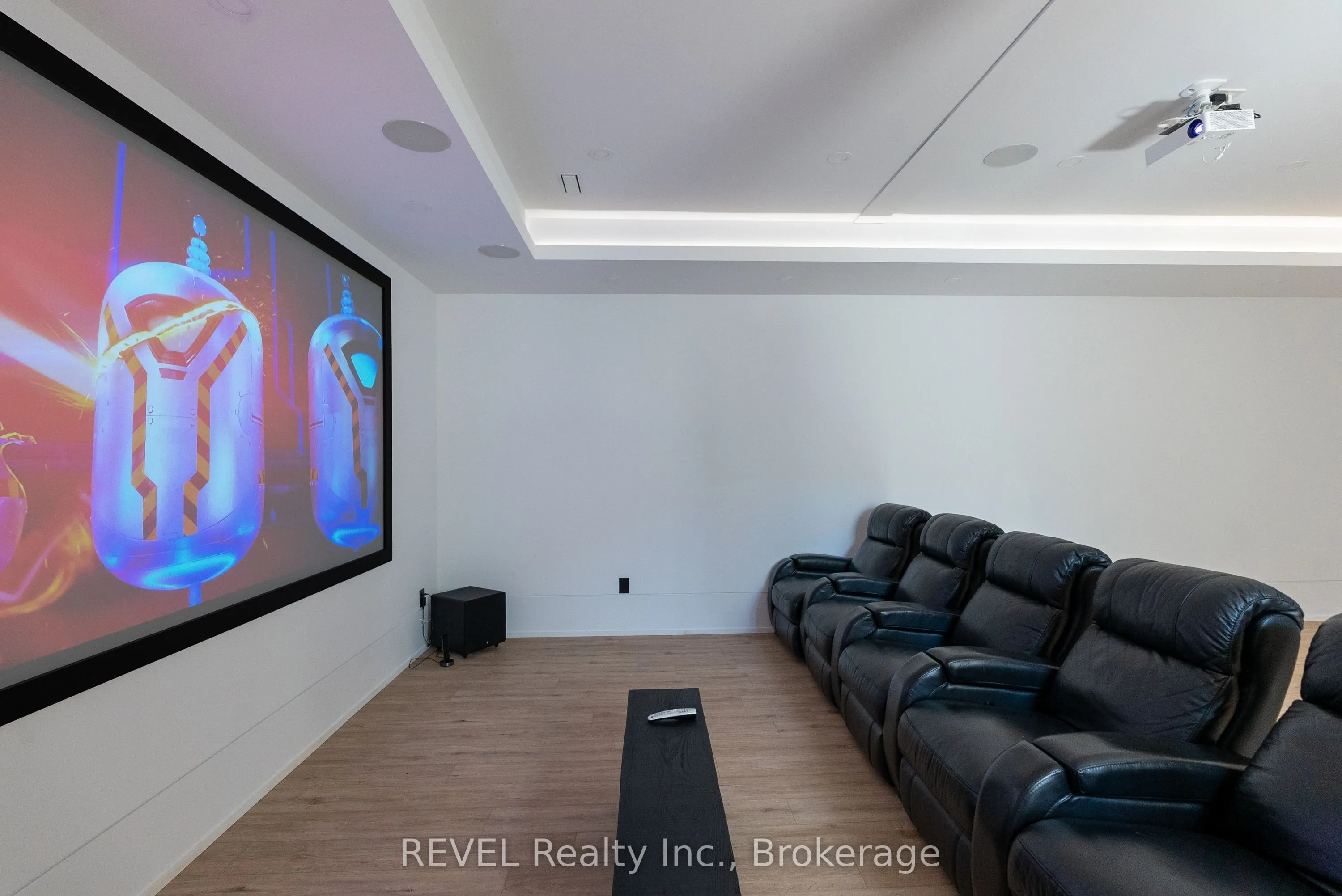 6 Firelane 11 Street