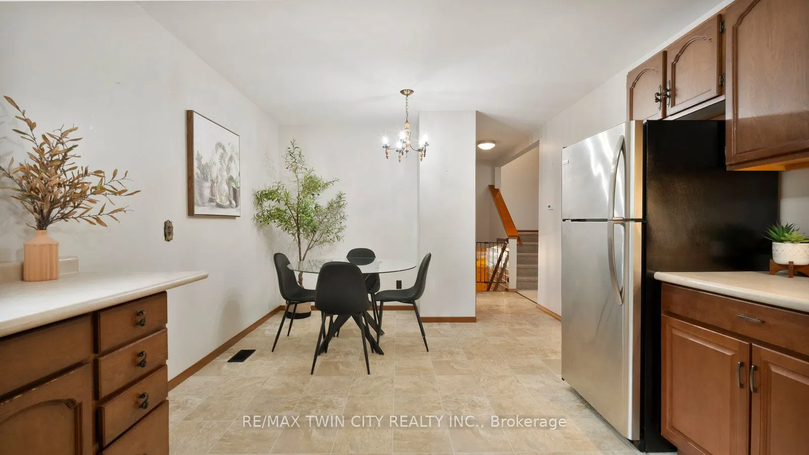25 Kensington Avenue