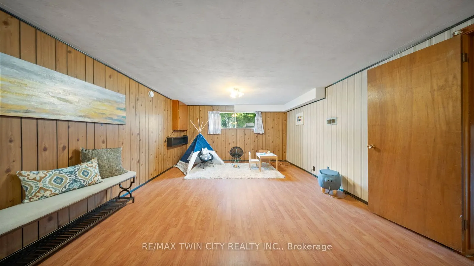 25 Kensington Avenue