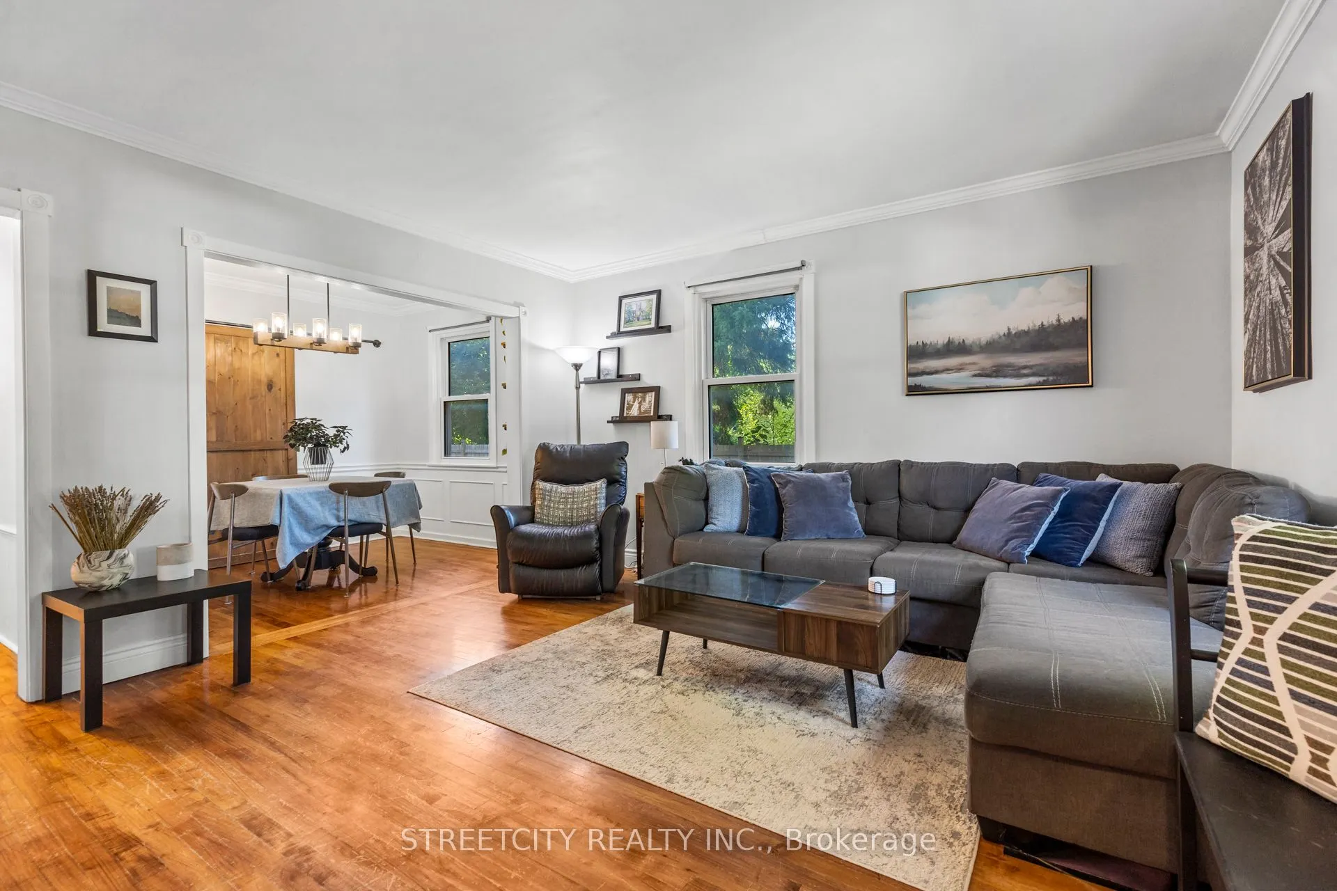 29 Apeldoorn Crescent