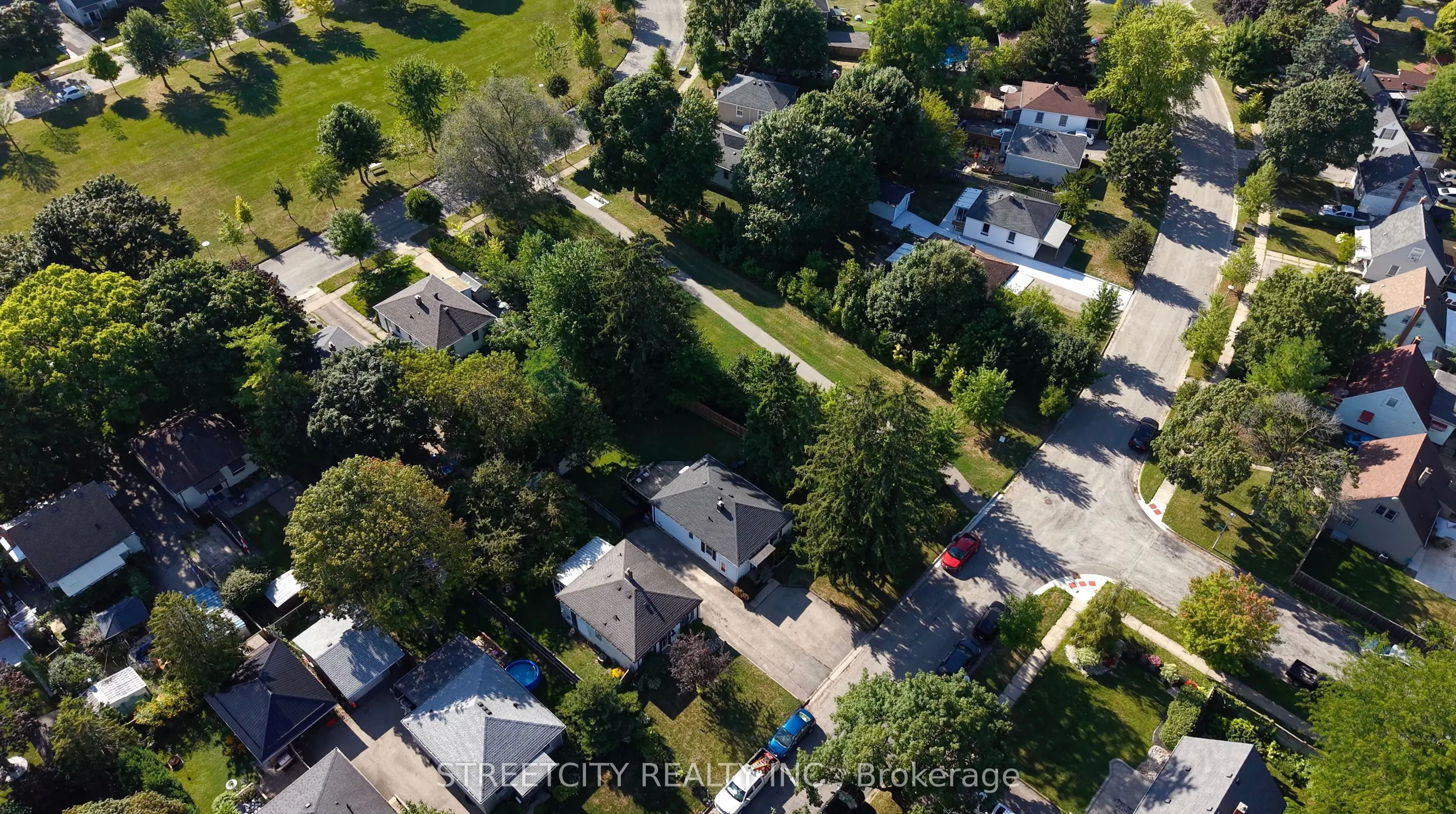 29 Apeldoorn Crescent
