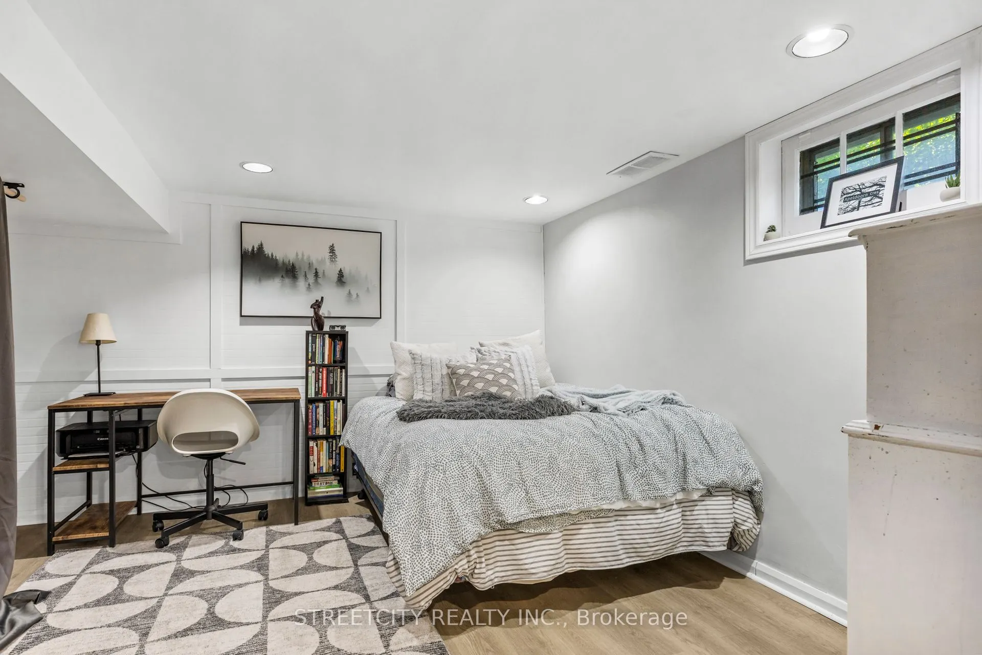 29 Apeldoorn Crescent