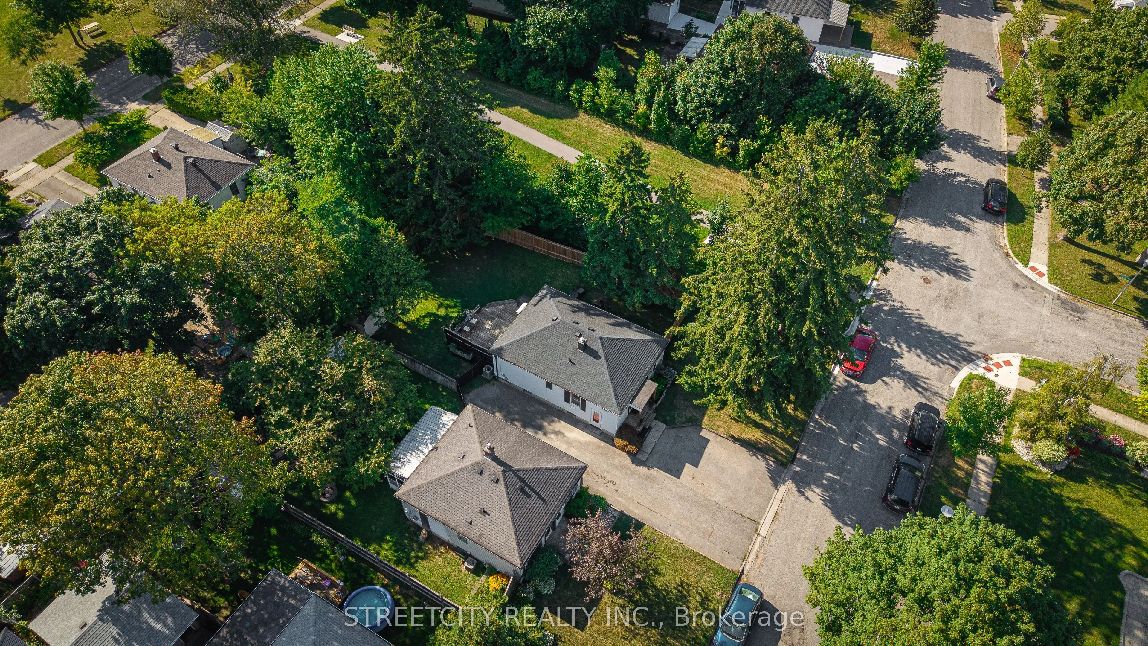 29 Apeldoorn Crescent