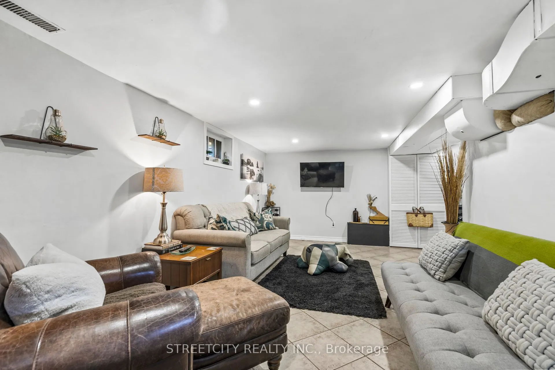29 Apeldoorn Crescent