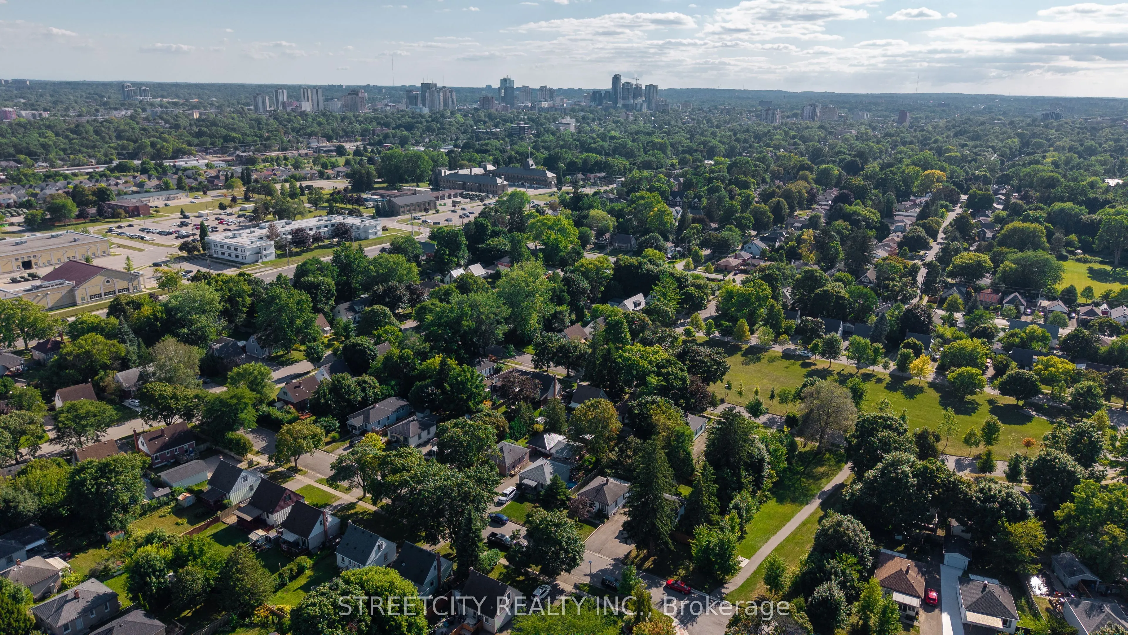 29 Apeldoorn Crescent