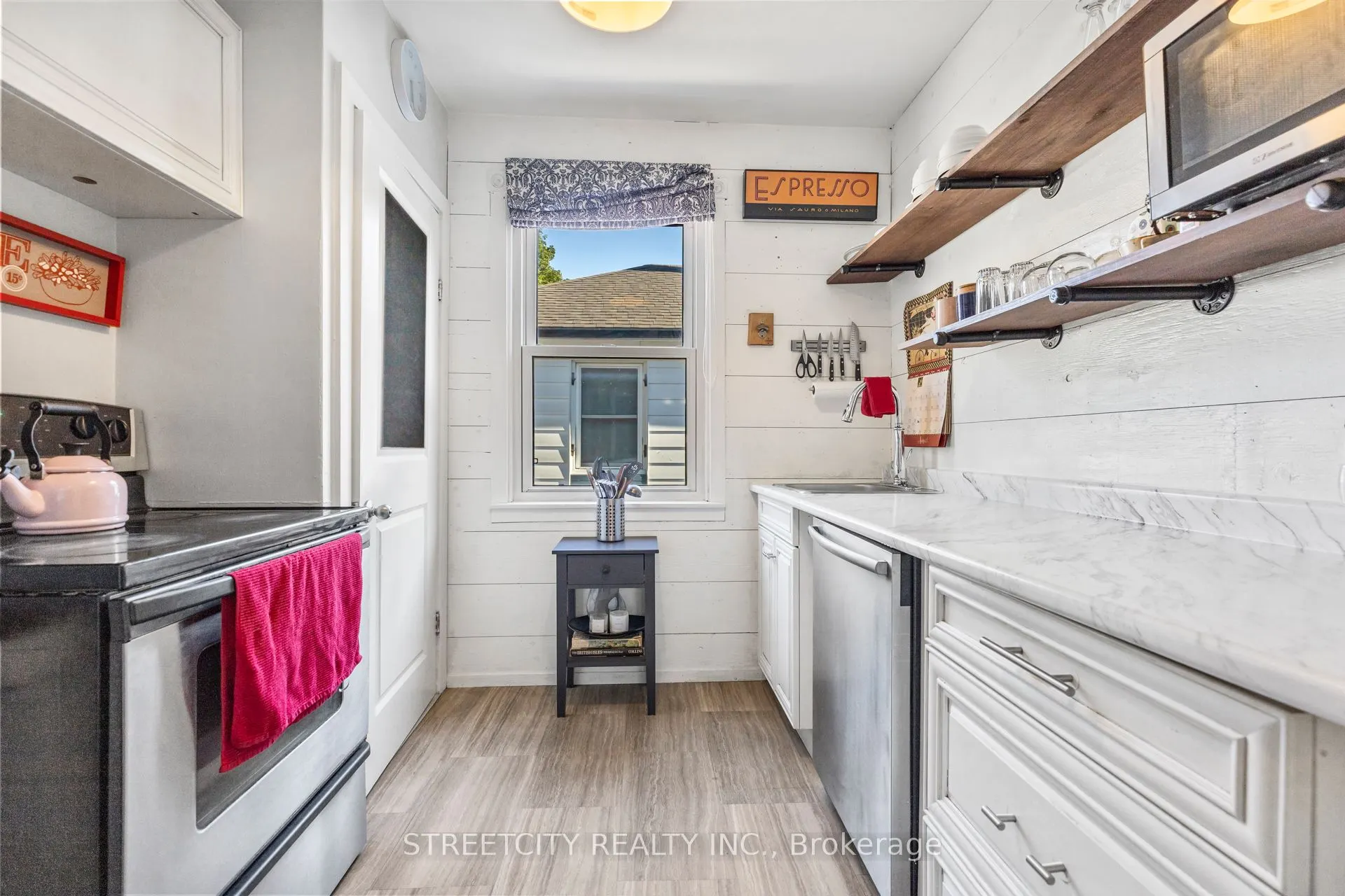 29 Apeldoorn Crescent