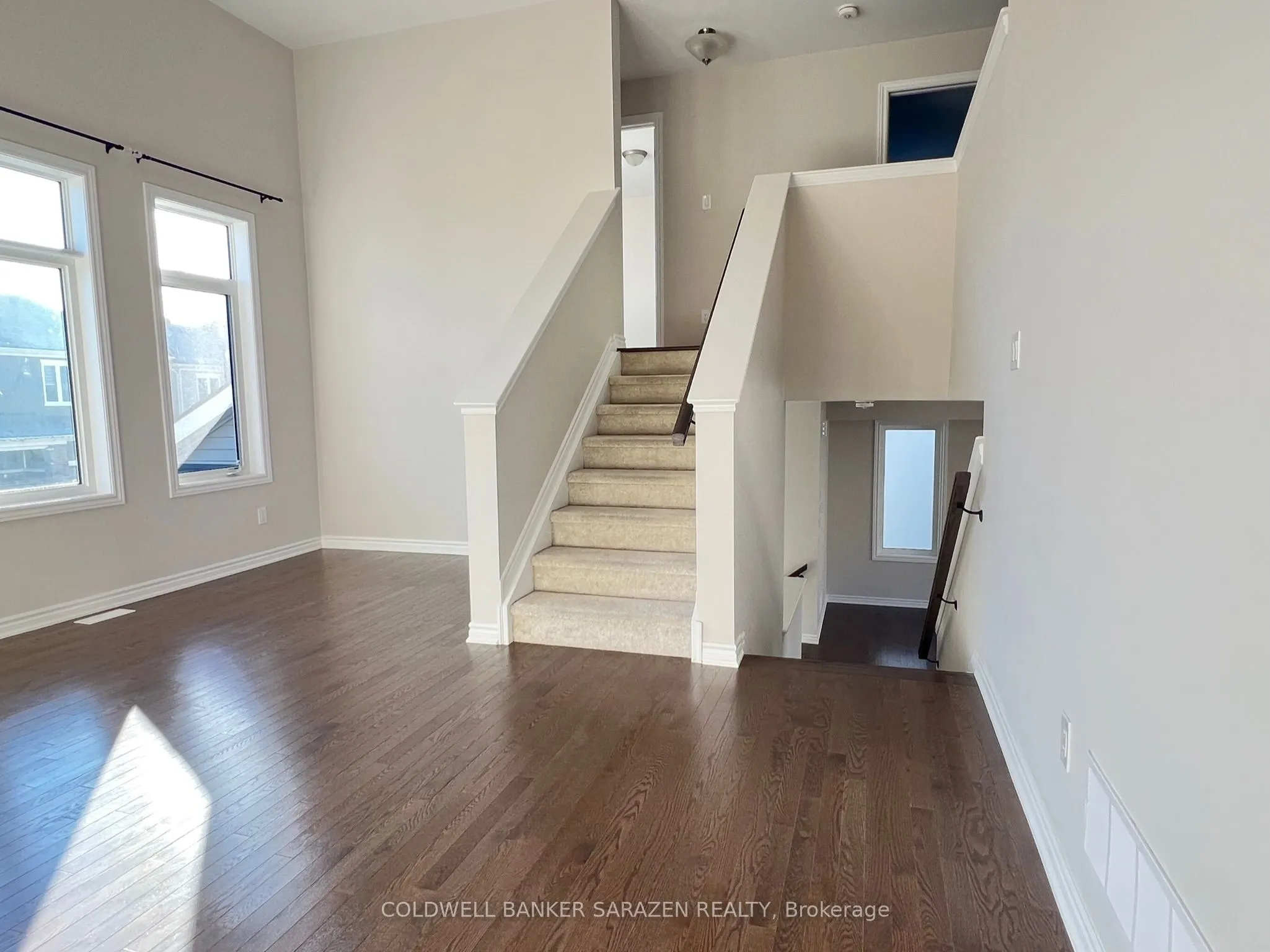 1013 CARDEN Lane