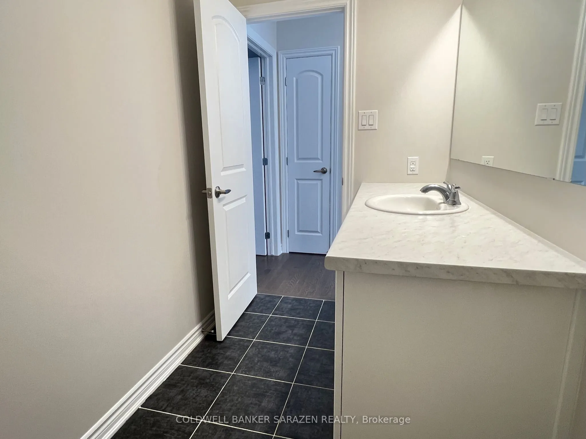 1013 CARDEN Lane