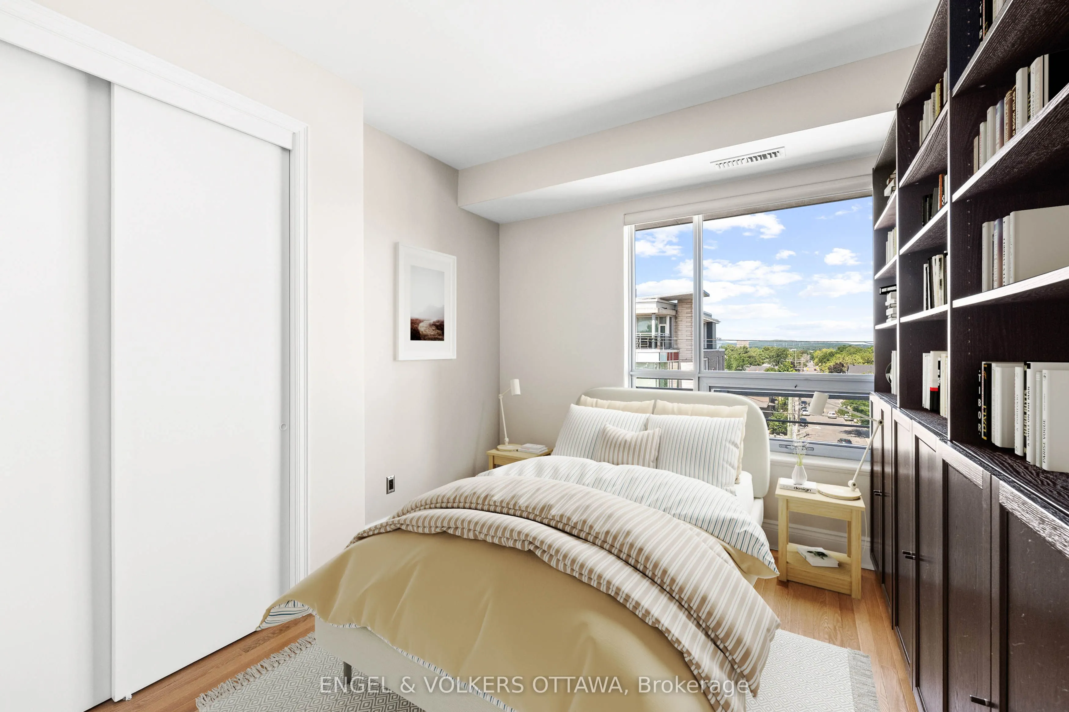 1422 Wellington Street W, #501