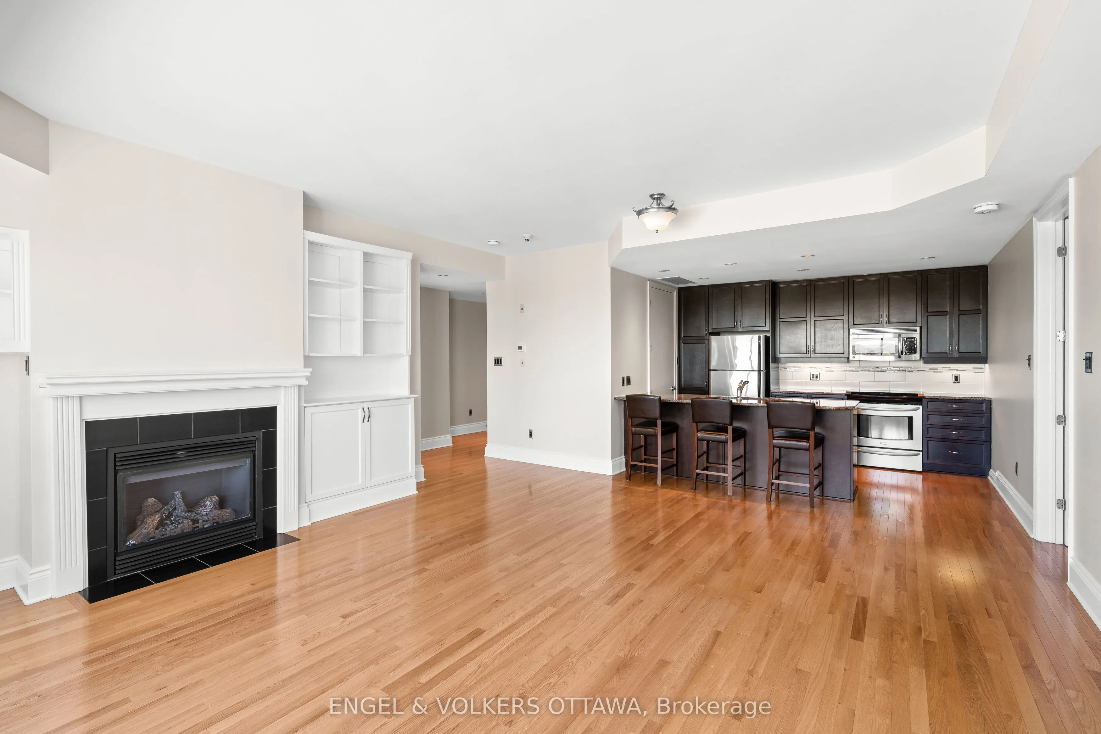 1422 Wellington Street W, #501