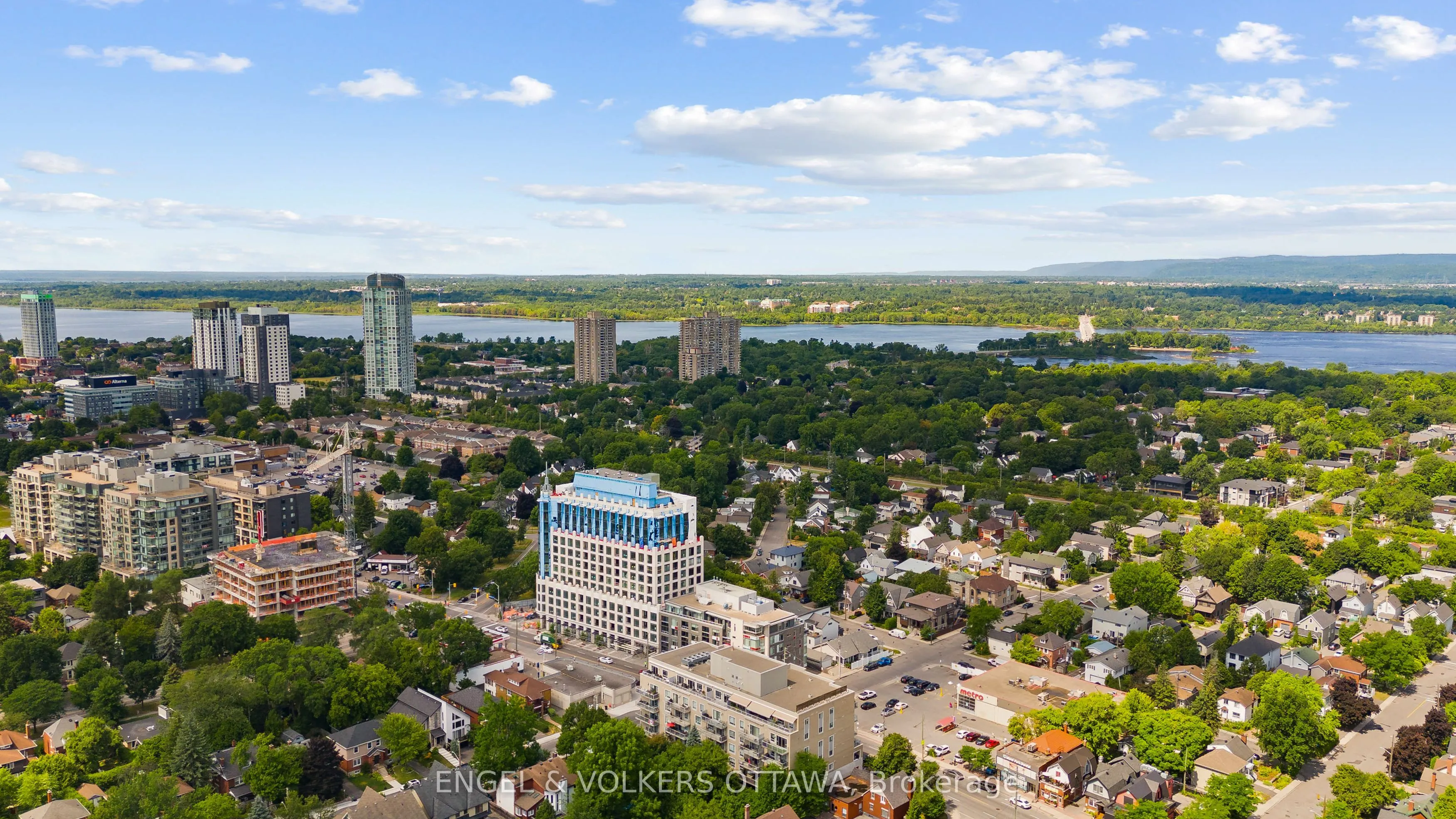 1422 Wellington Street W, #501