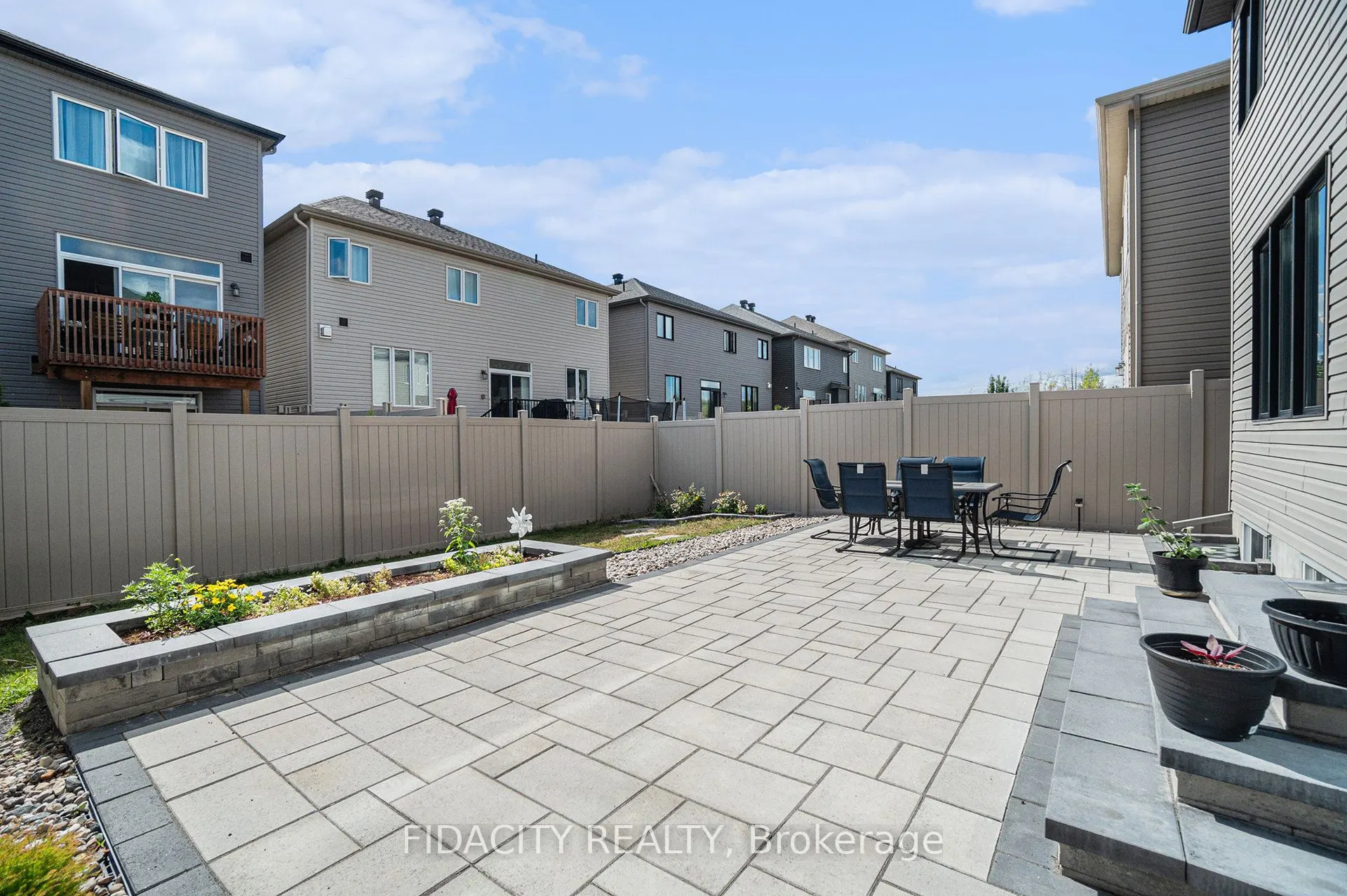 644 Eagle Crest Heights