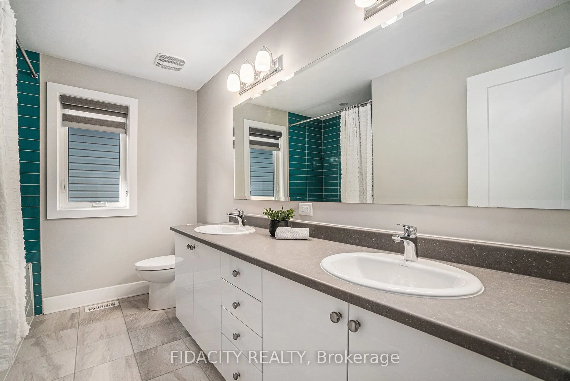 644 Eagle Crest Heights