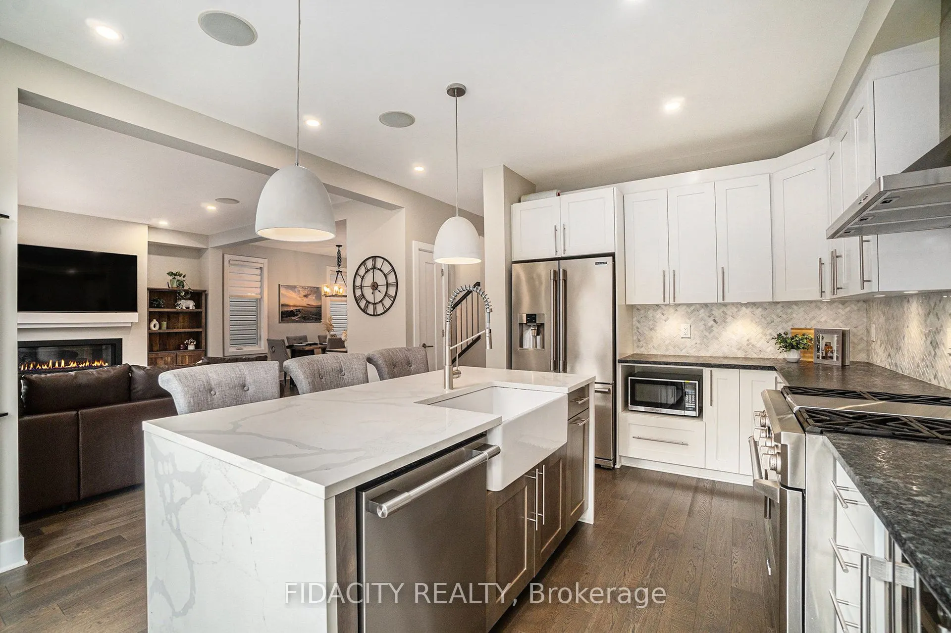 644 Eagle Crest Heights