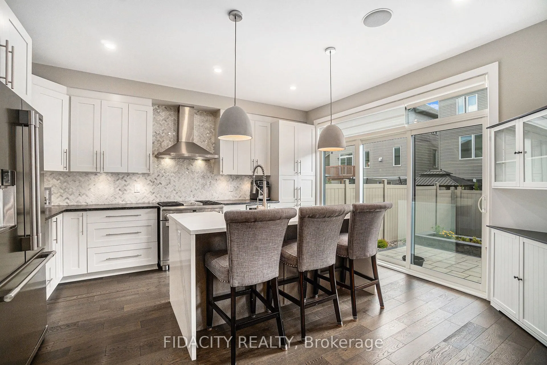 644 Eagle Crest Heights